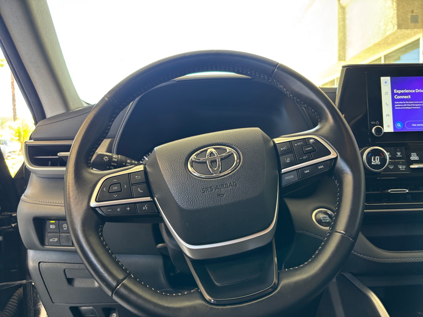 Thumbnail: 2025 Toyota Highlander - 5