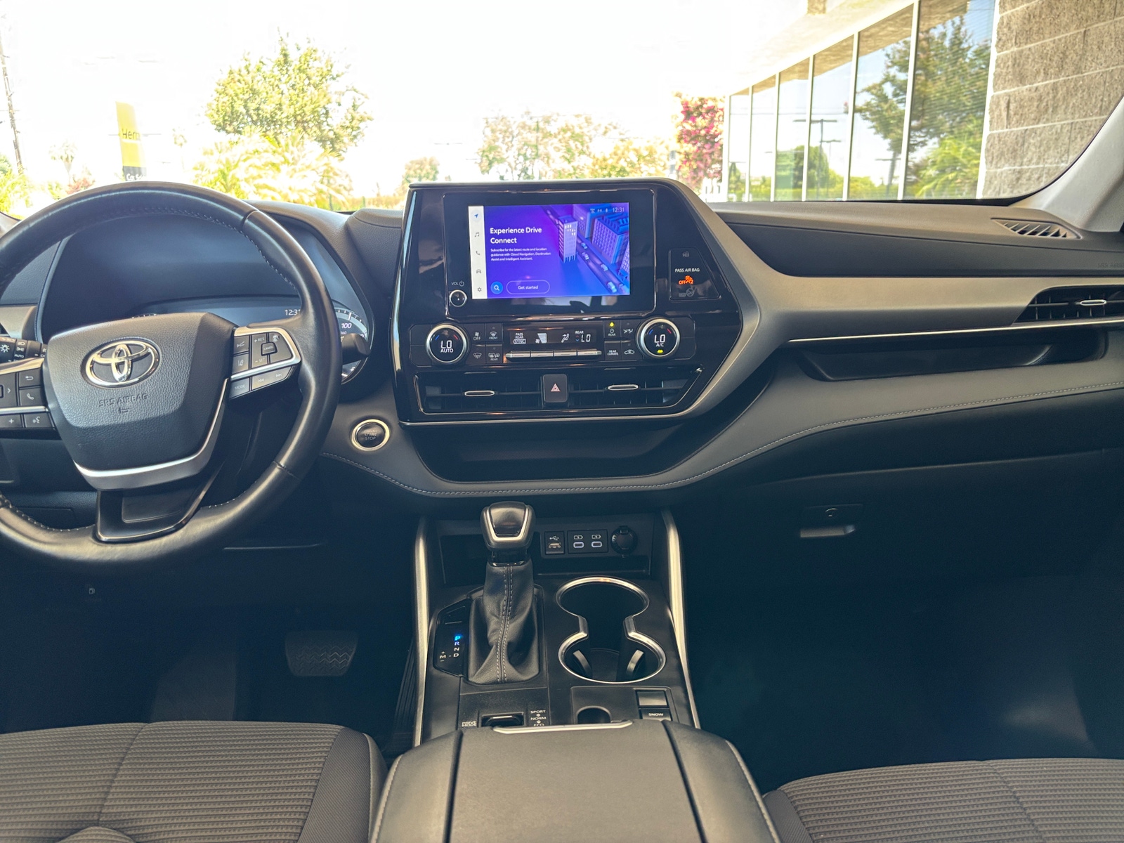 Thumbnail: 2025 Toyota Highlander - 3