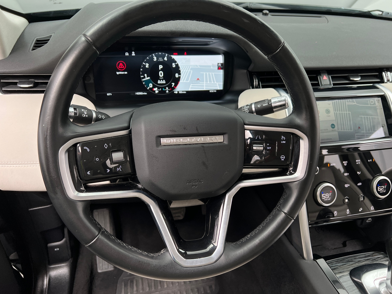 Thumbnail: 2022 Land Rover Discovery Sport - 4