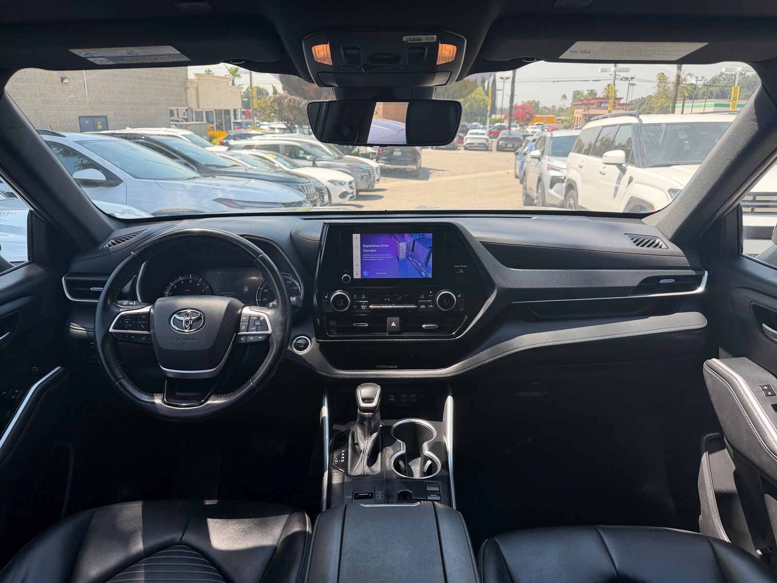 Thumbnail: 2024 Toyota Highlander - 2