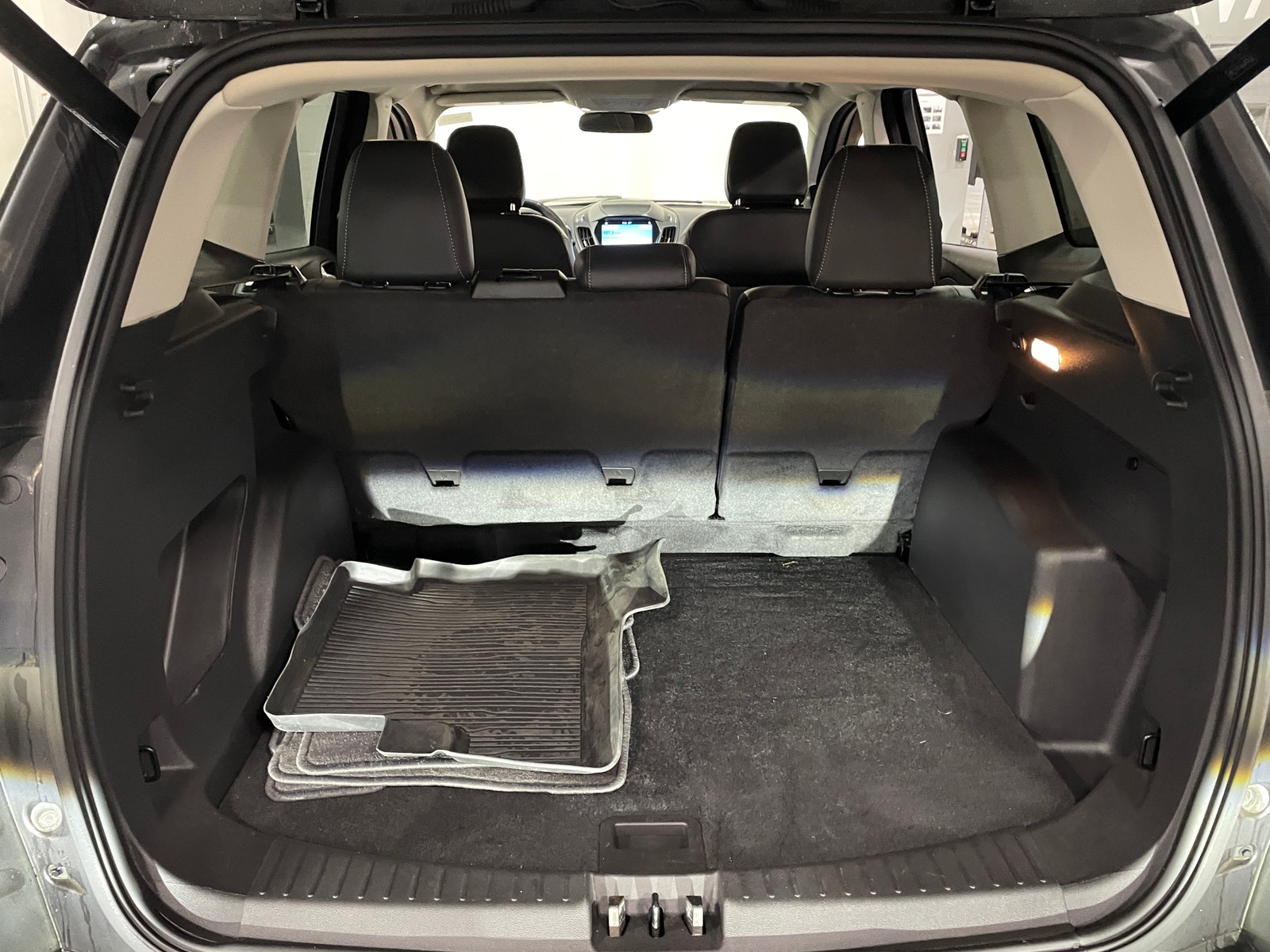 Thumbnail: 2019 Ford Escape - 6