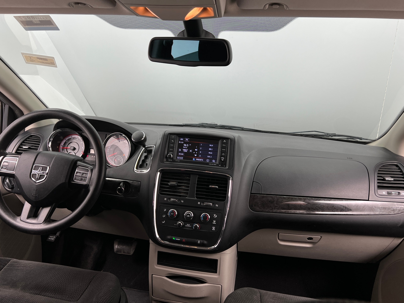 Thumbnail: 2019 Dodge Grand Caravan - 3