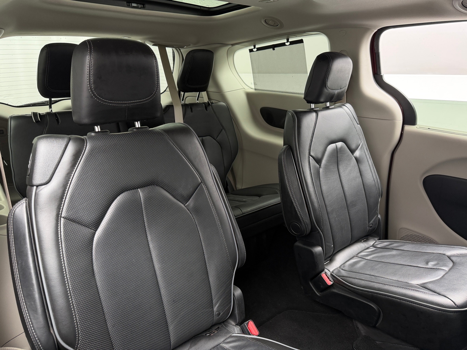 Thumbnail: 2019 Chrysler Pacifica - 5
