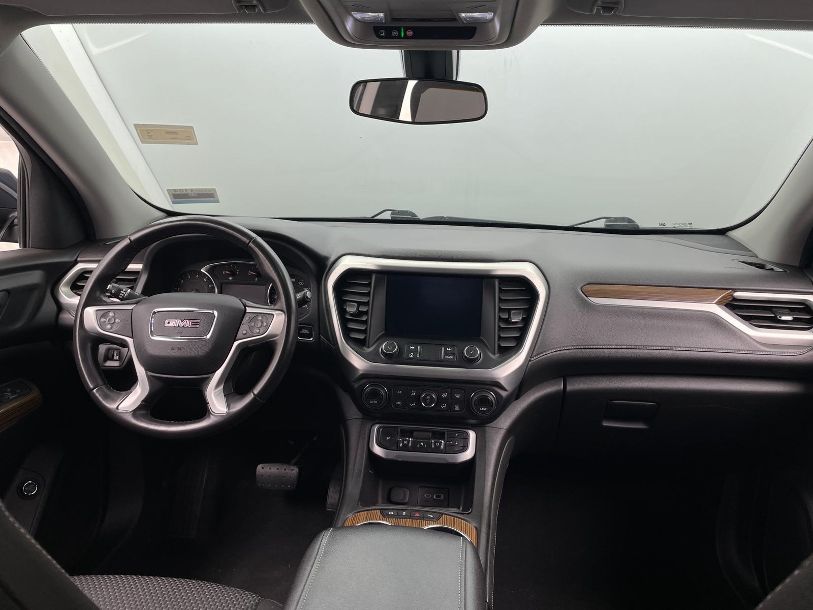 Thumbnail: 2020 GMC Acadia - 3