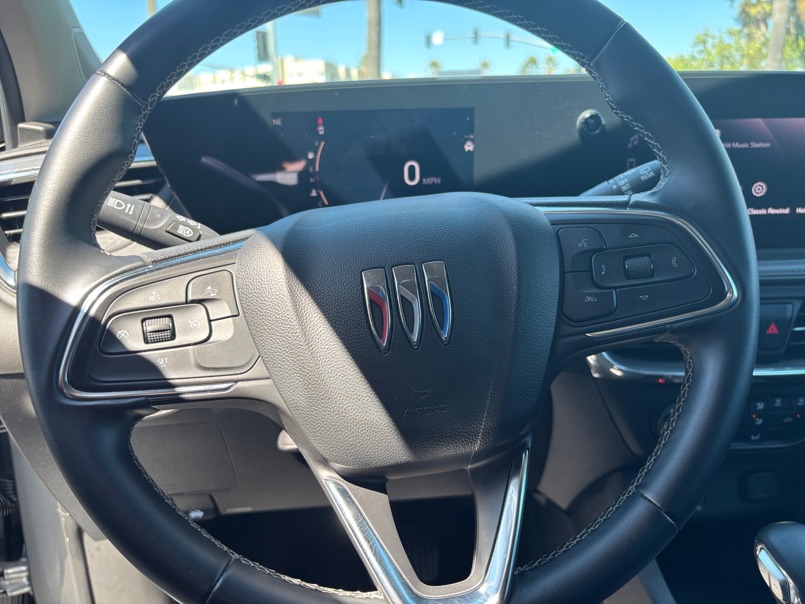 Thumbnail: 2025 Buick Encore GX - 5