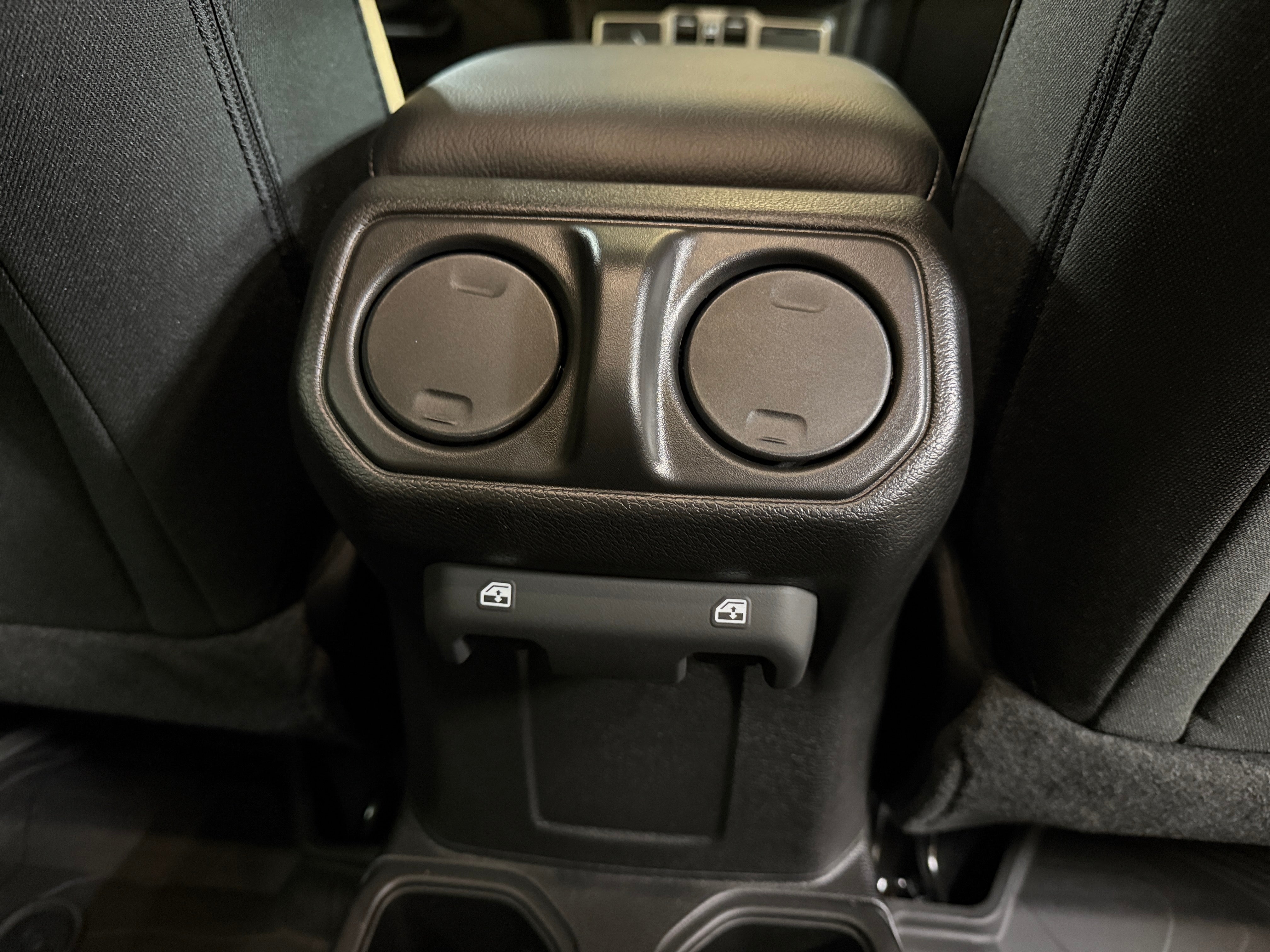 2026 Jeep Wrangler Willys 41 Auto's photo