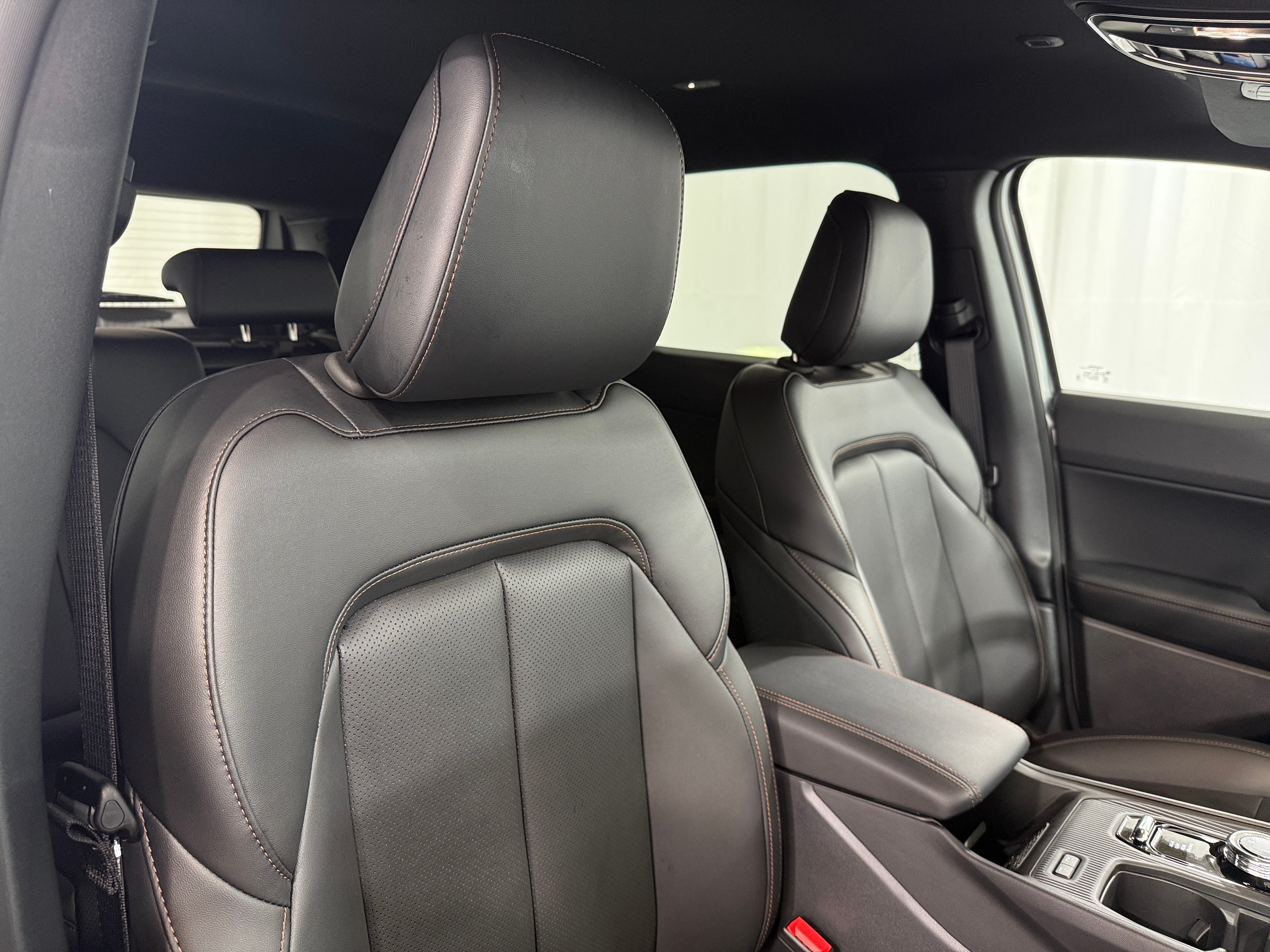 2026 Jeep Cherokee Limited HEV 4X4's photo