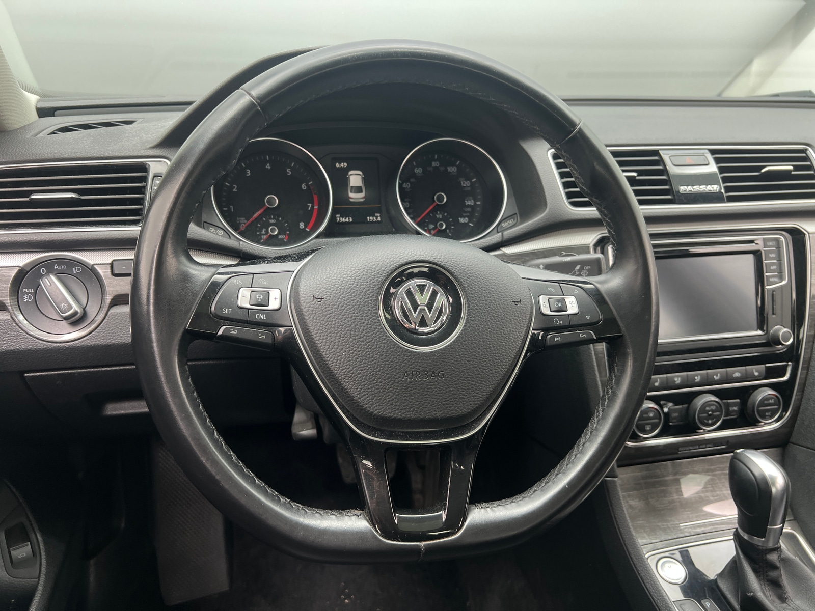 Thumbnail: 2018 Volkswagen Passat - 4