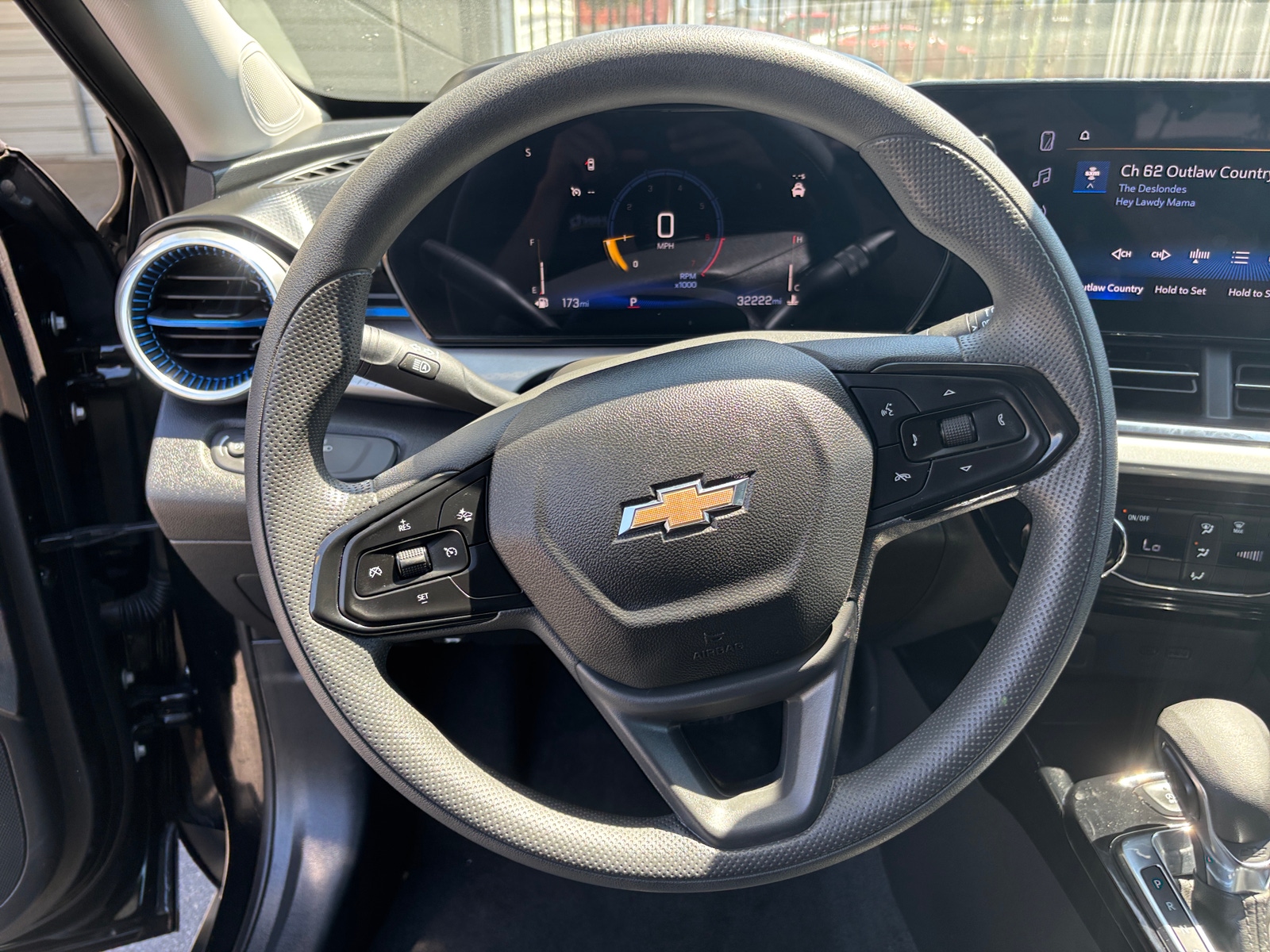 Thumbnail: 2025 Chevrolet Trax - 5