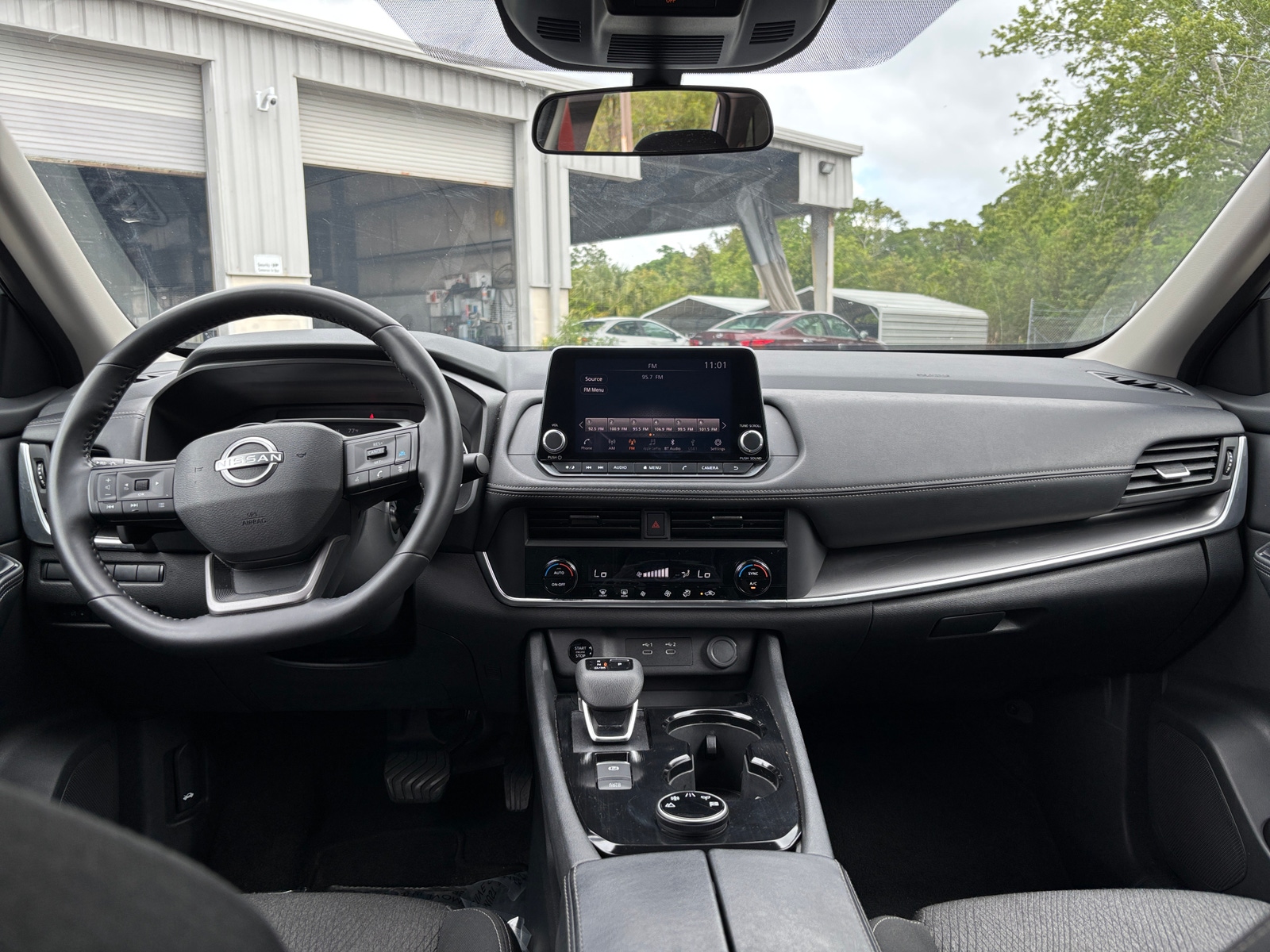 Thumbnail: 2025 Nissan Rogue - 3