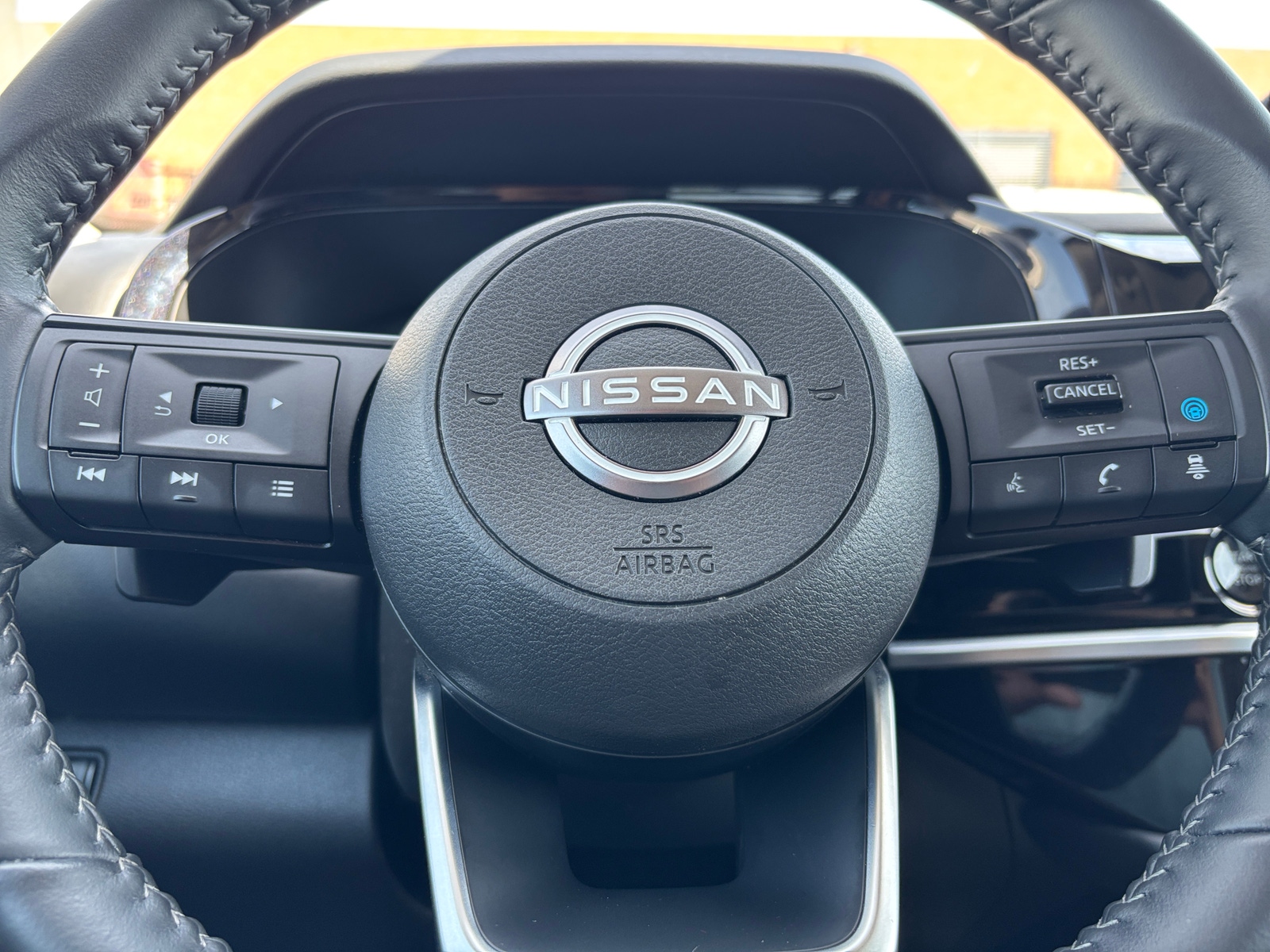 Thumbnail: 2025 Nissan Pathfinder - 5