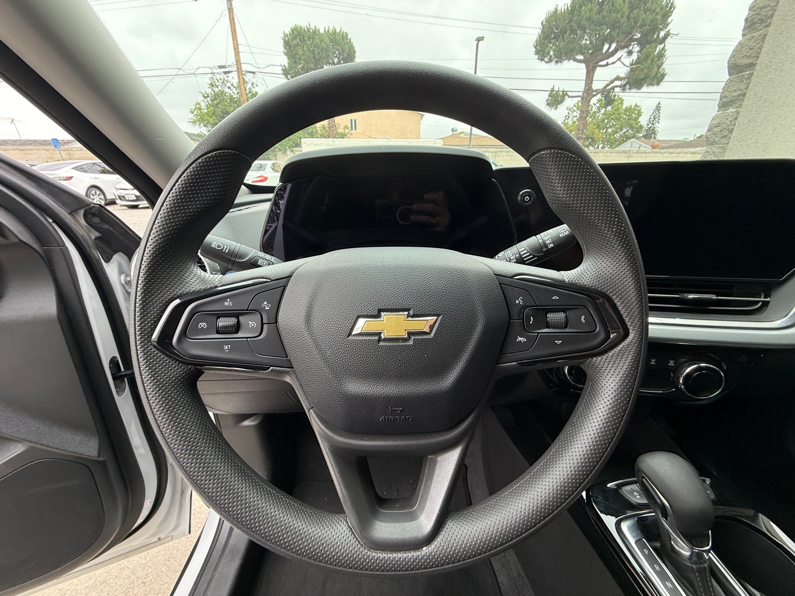 Thumbnail: 2025 Chevrolet Trax - 4