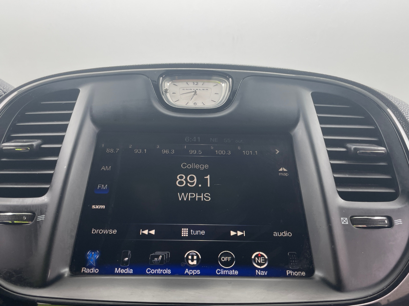 Thumbnail: 2016 Chrysler 300 - 3