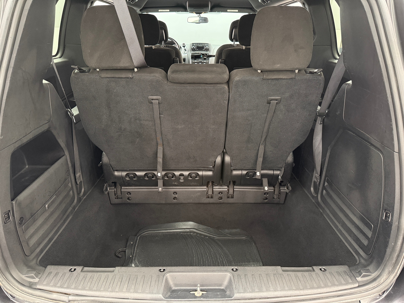 Thumbnail: 2016 Dodge Grand Caravan - 7
