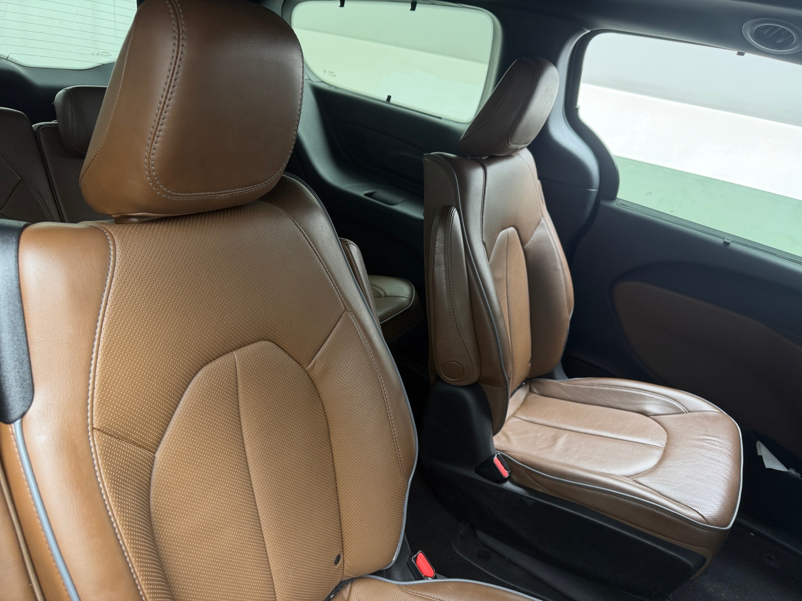 Thumbnail: 2021 Chrysler Pacifica - 5