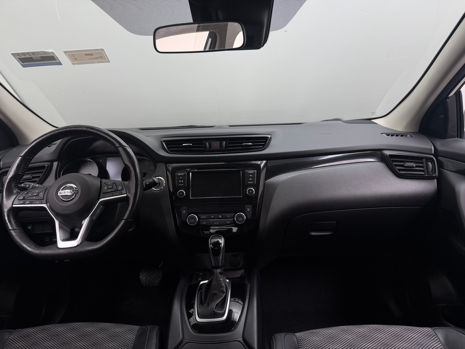 Thumbnail: 2022 Nissan Rogue Sport - 3
