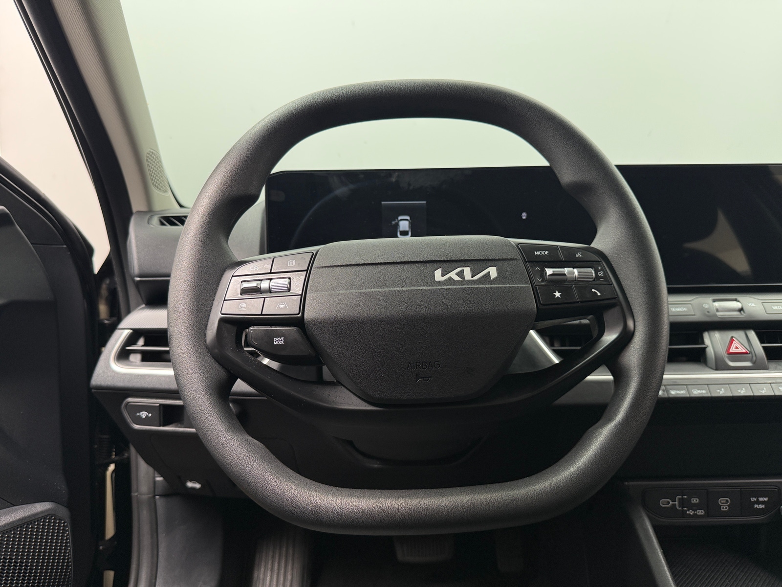 Thumbnail: 2025 Kia K4 - 5