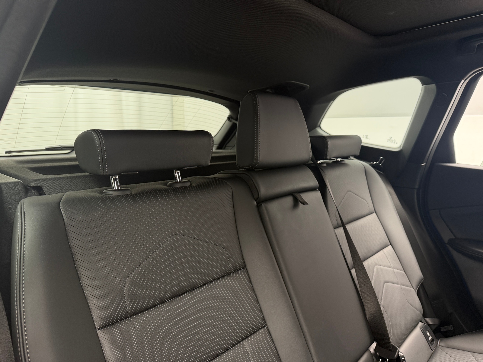Thumbnail: 2025 BMW X1 - 5