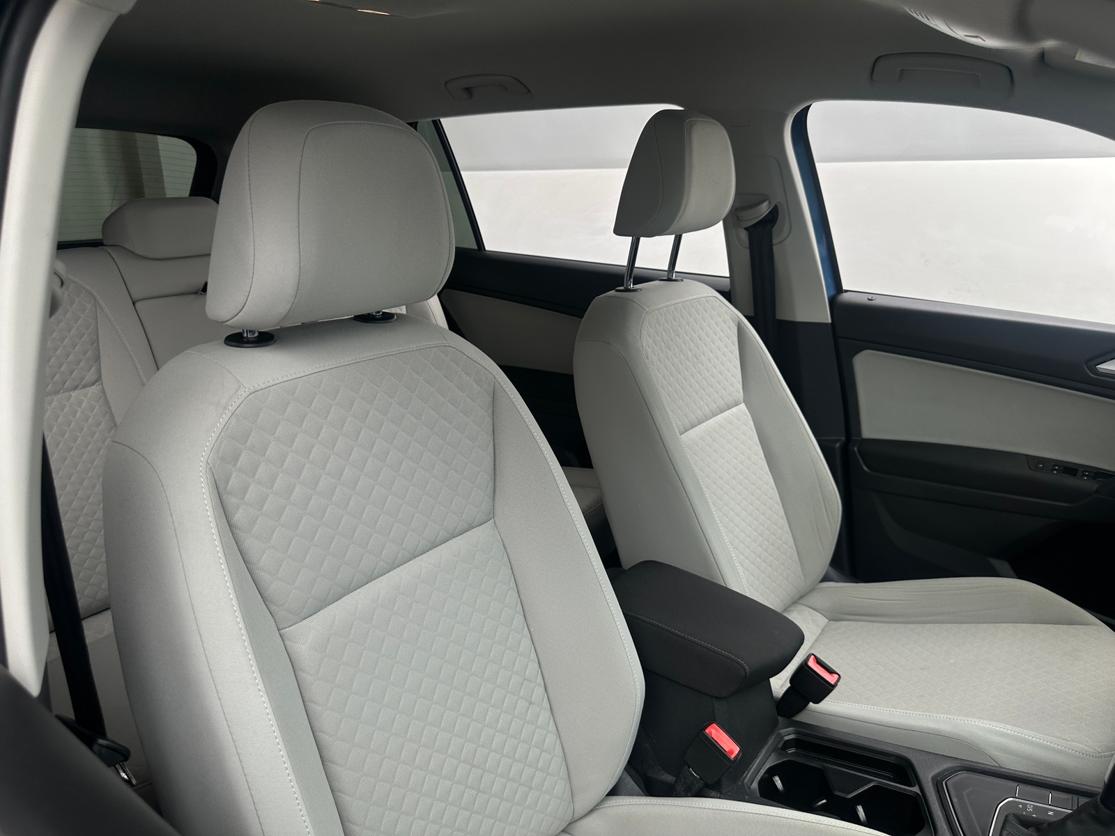 Thumbnail: 2019 Volkswagen Tiguan - 2