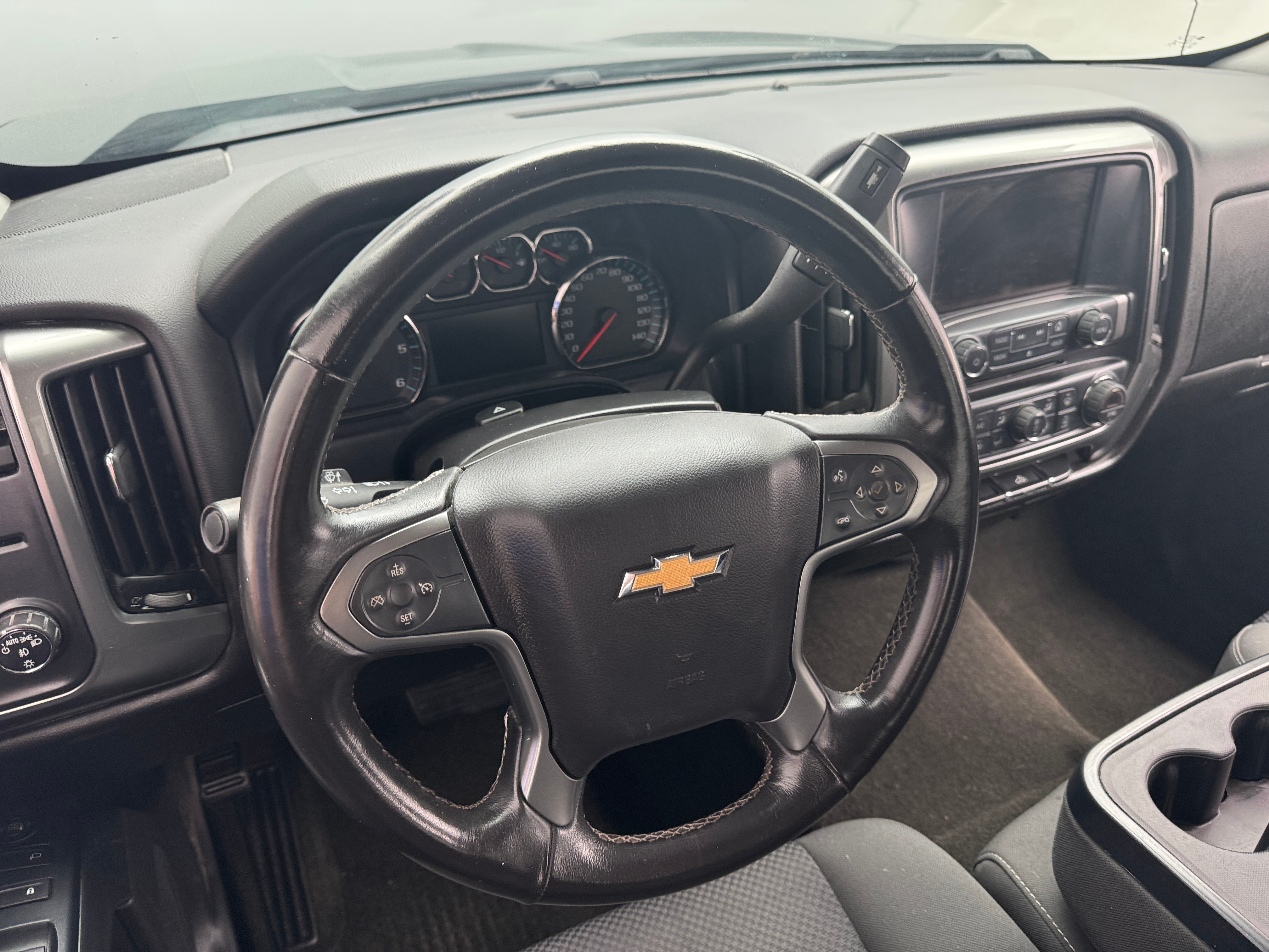 2017 Chevrolet Silverado 1500 LT - Photo 4