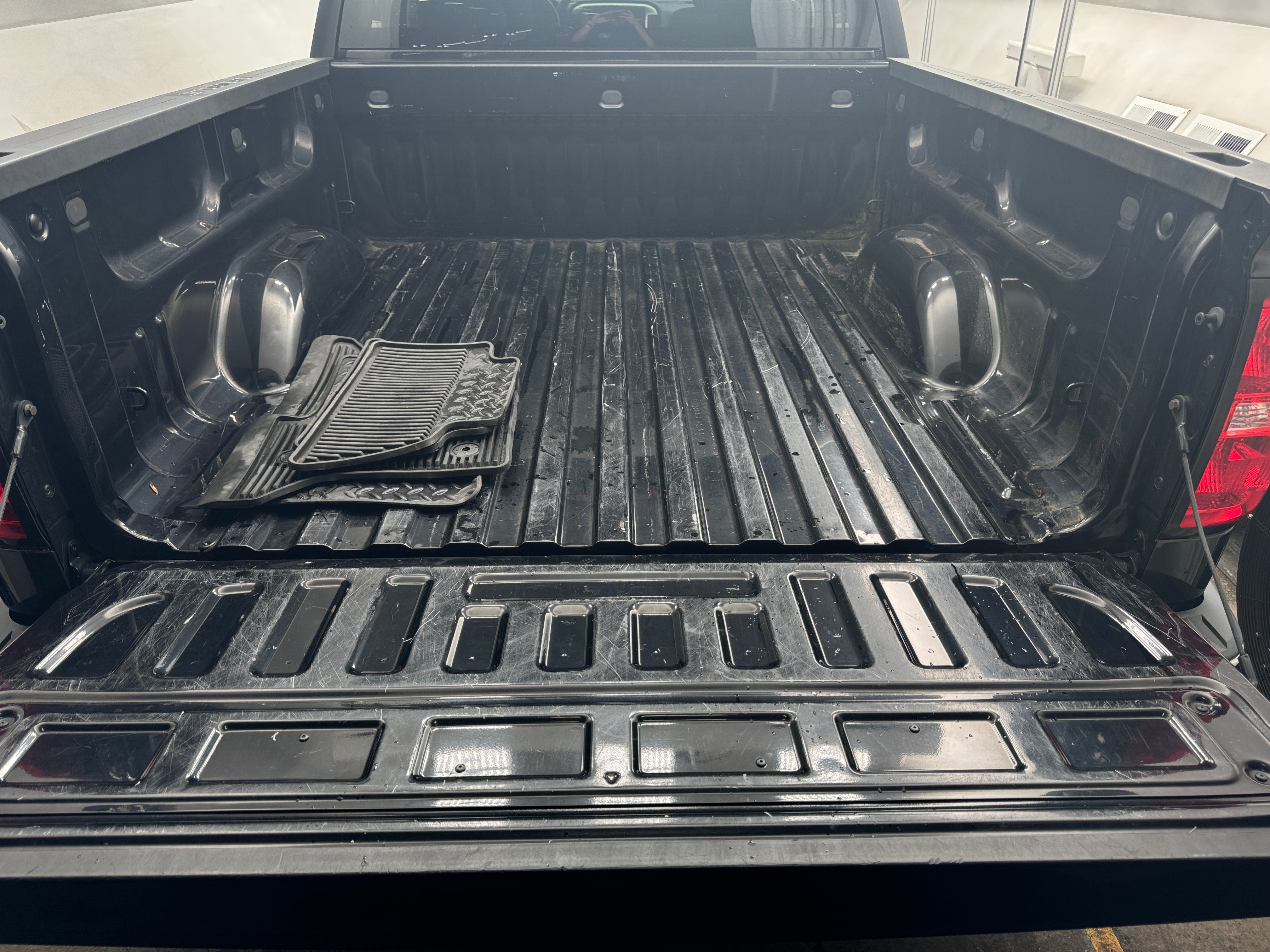 2017 Chevrolet Silverado 1500 LT - Photo 9