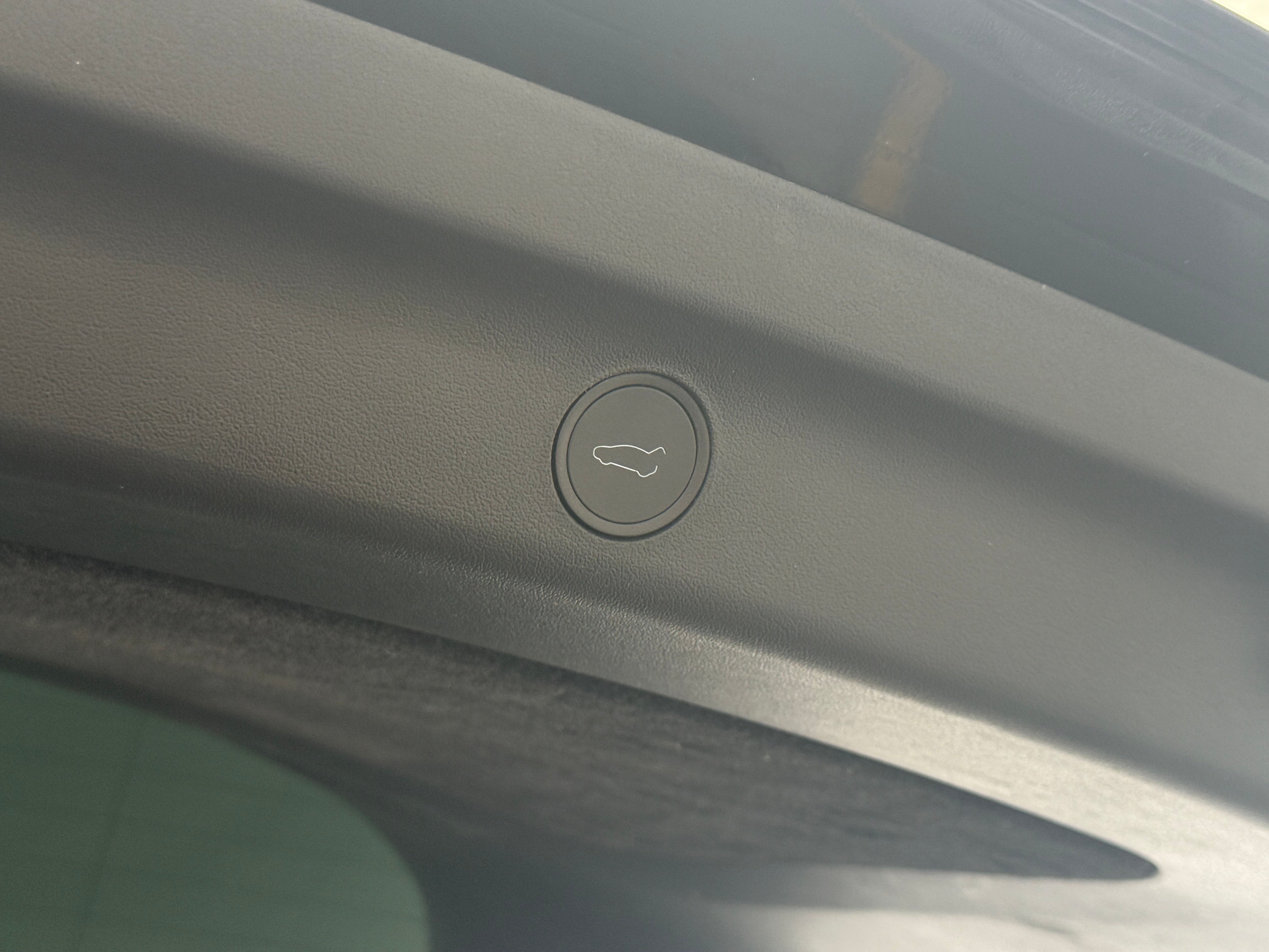 Used 2023 Tesla Model Y Performance with VIN 7SAYGDEF2PF918981 for sale in Oak Creek, WI
