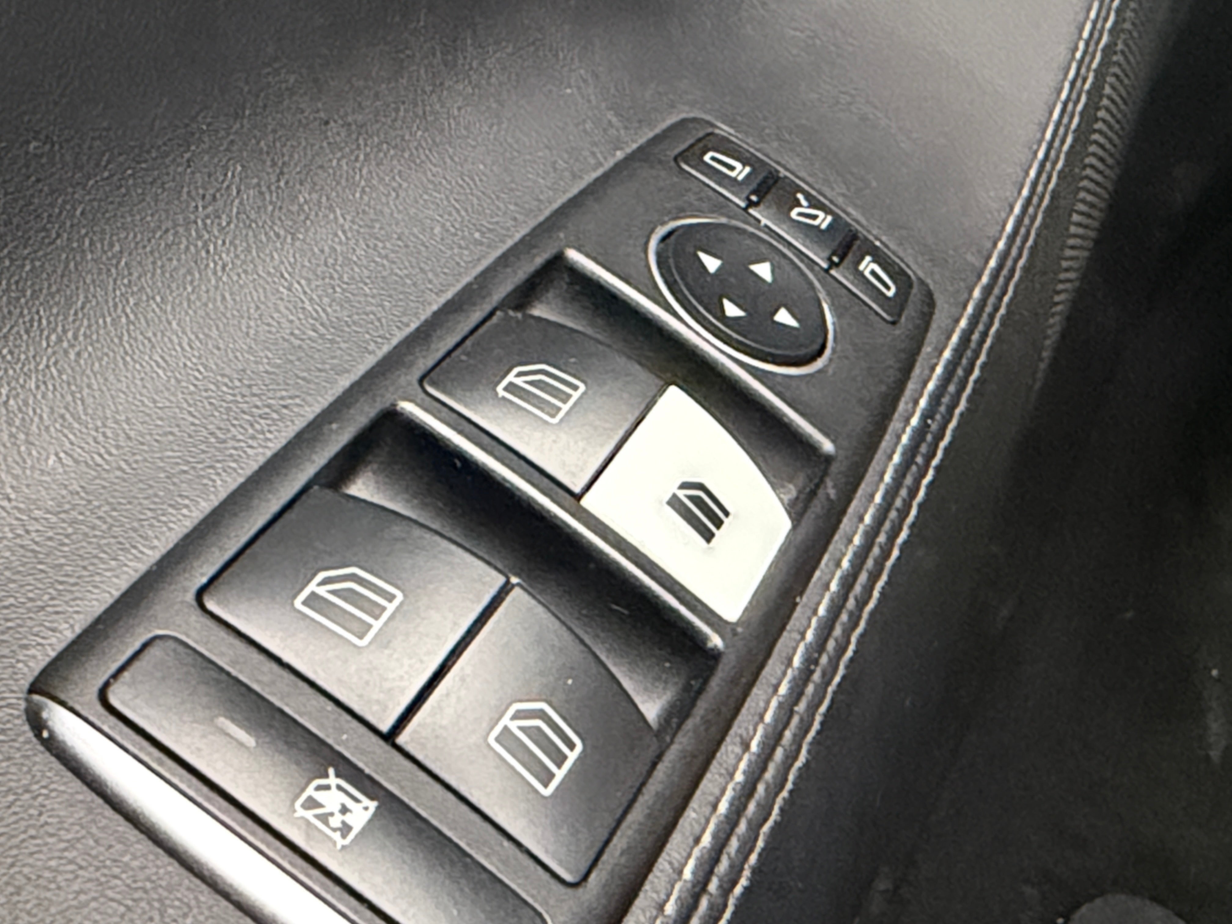 2016 Tesla Model S P90D - Photo 23
