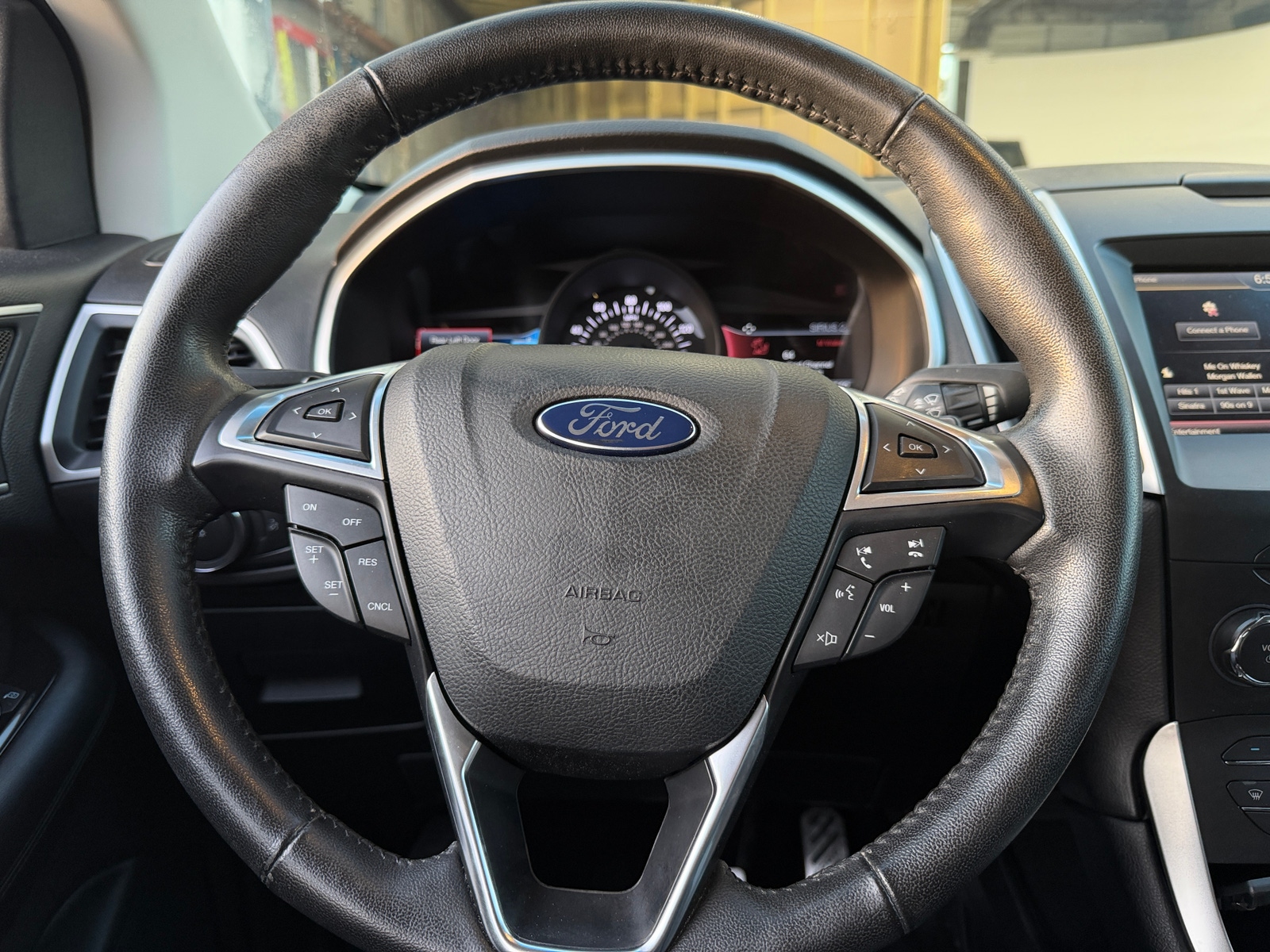 Thumbnail: 2015 Ford Edge - 4