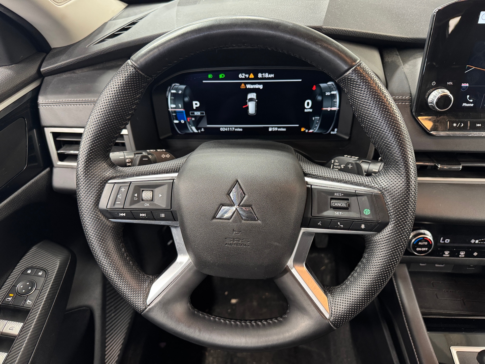 Thumbnail: 2022 Mitsubishi Outlander - 4