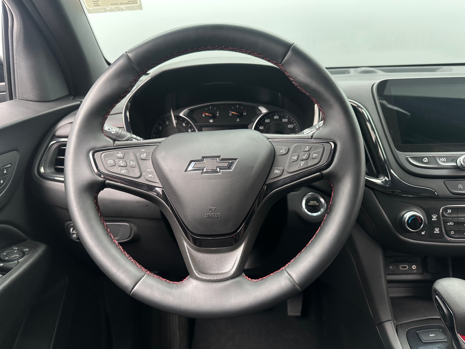 Thumbnail: 2023 Chevrolet Equinox - 5