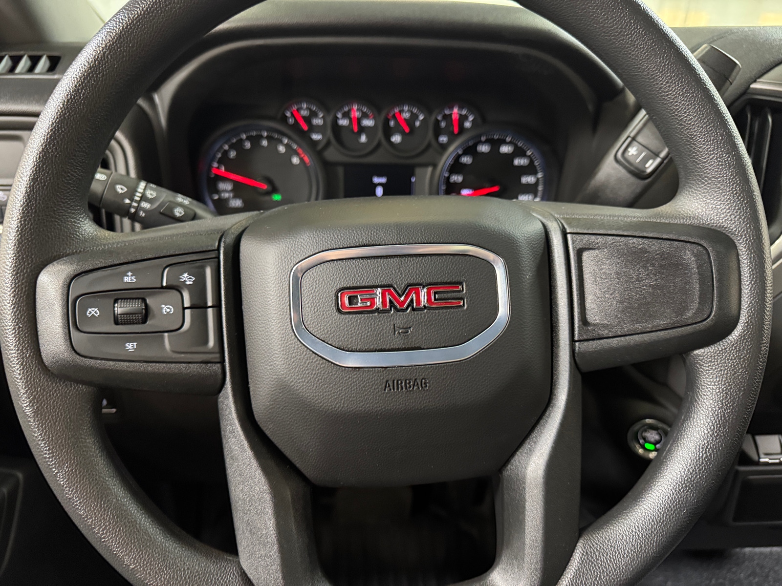 Thumbnail: 2025 GMC Sierra 1500 - 4