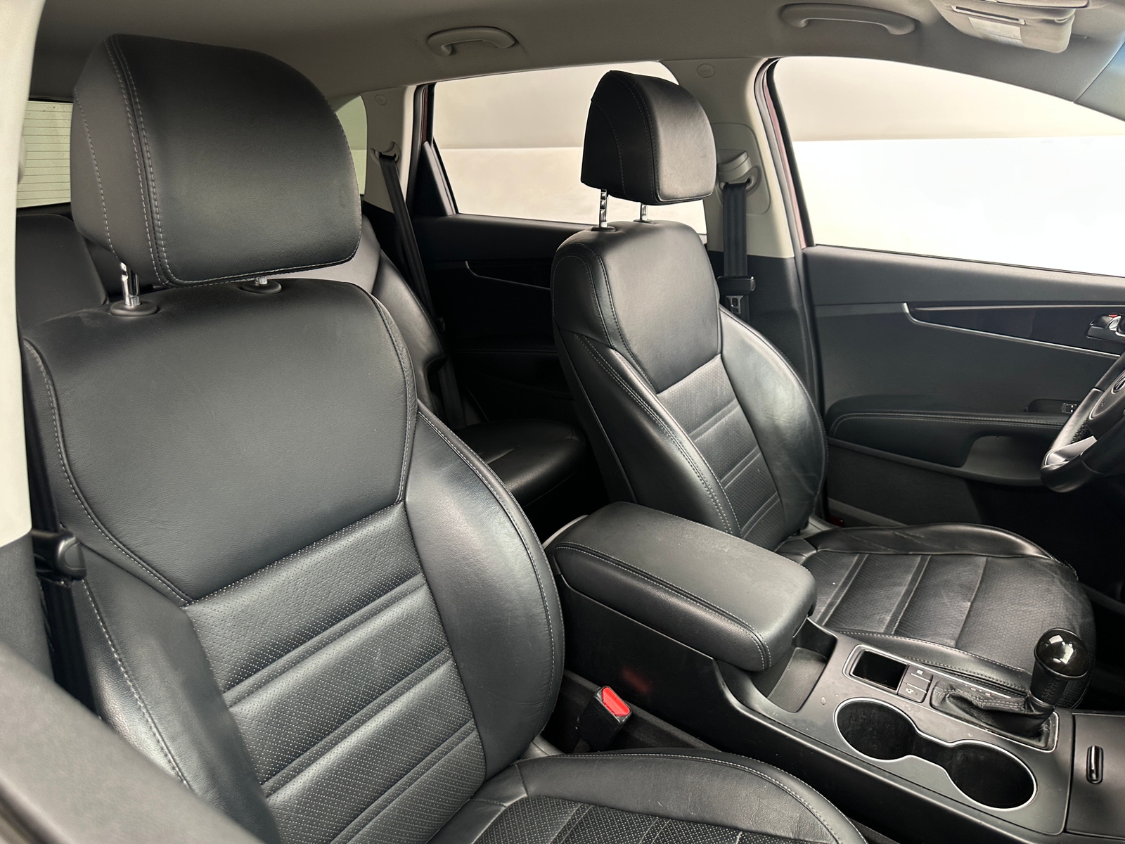 Thumbnail: 2017 Kia Sorento - 2