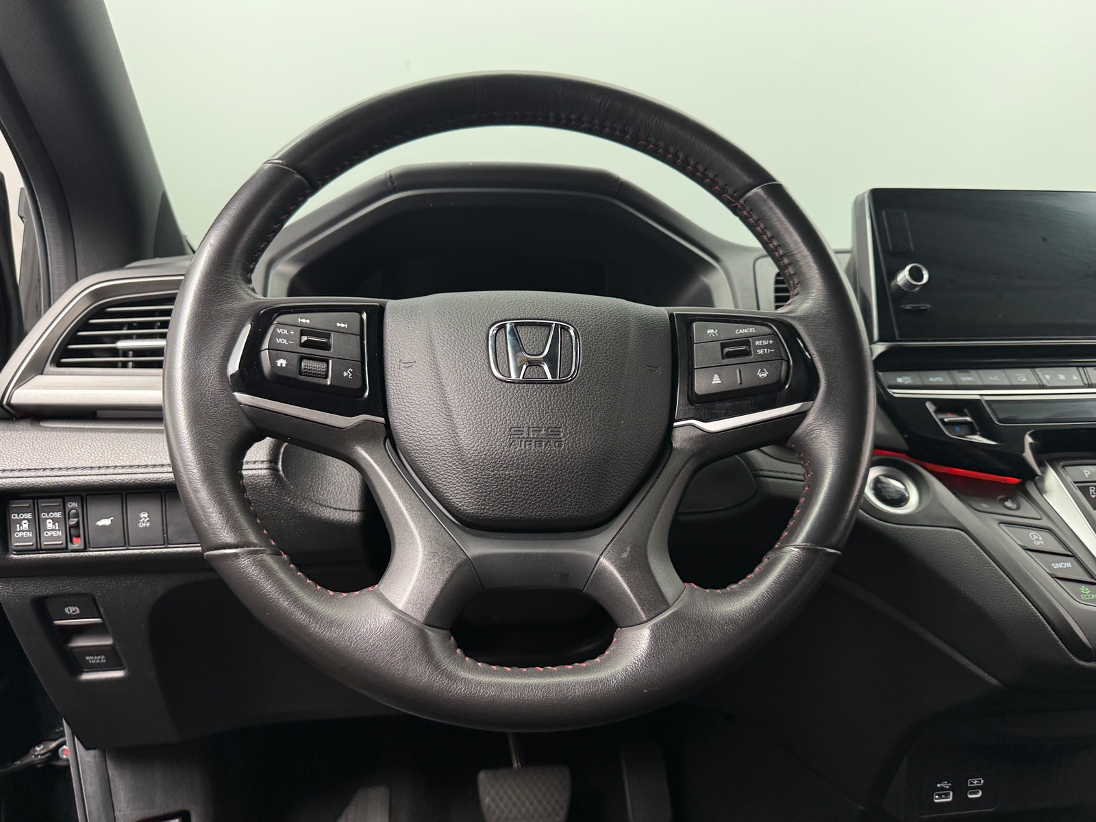Thumbnail: 2025 Honda Odyssey - 4