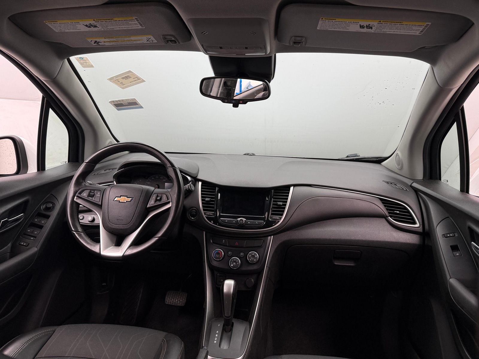 Thumbnail: 2018 Chevrolet Trax - 3