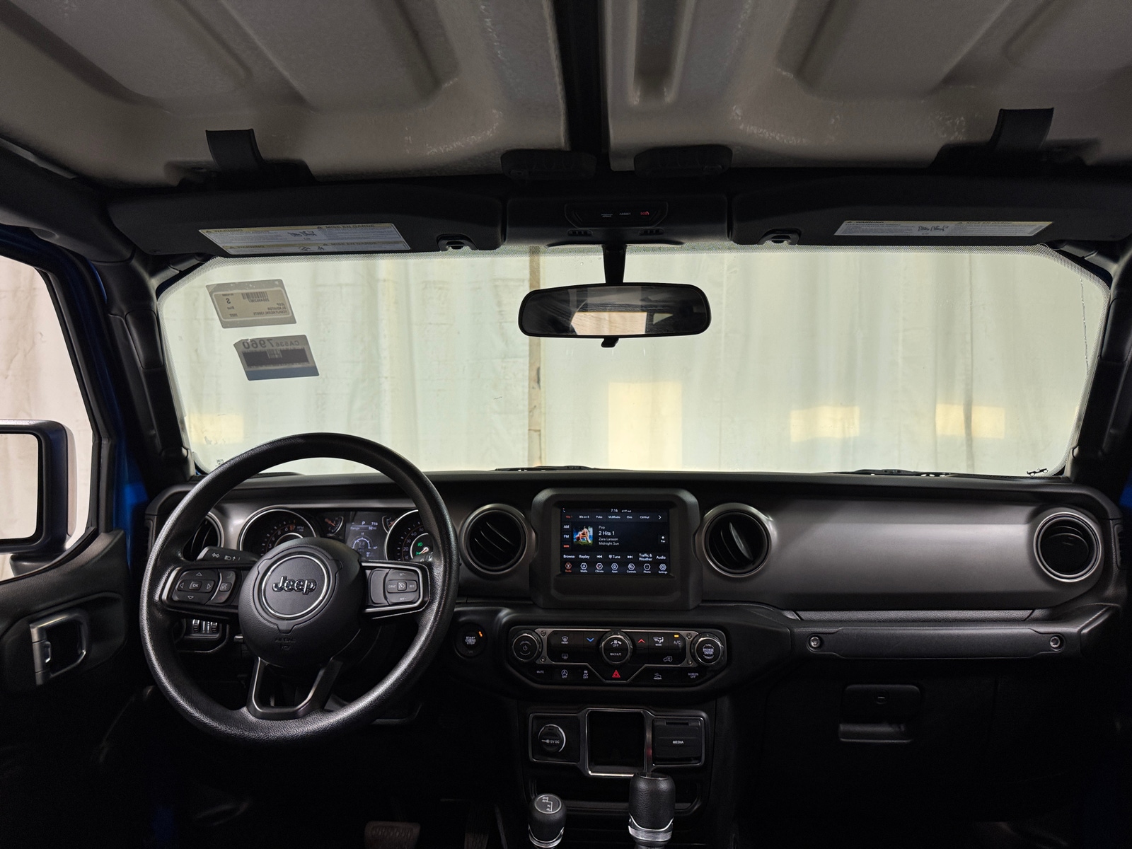 Thumbnail: 2022 Jeep Gladiator - 3