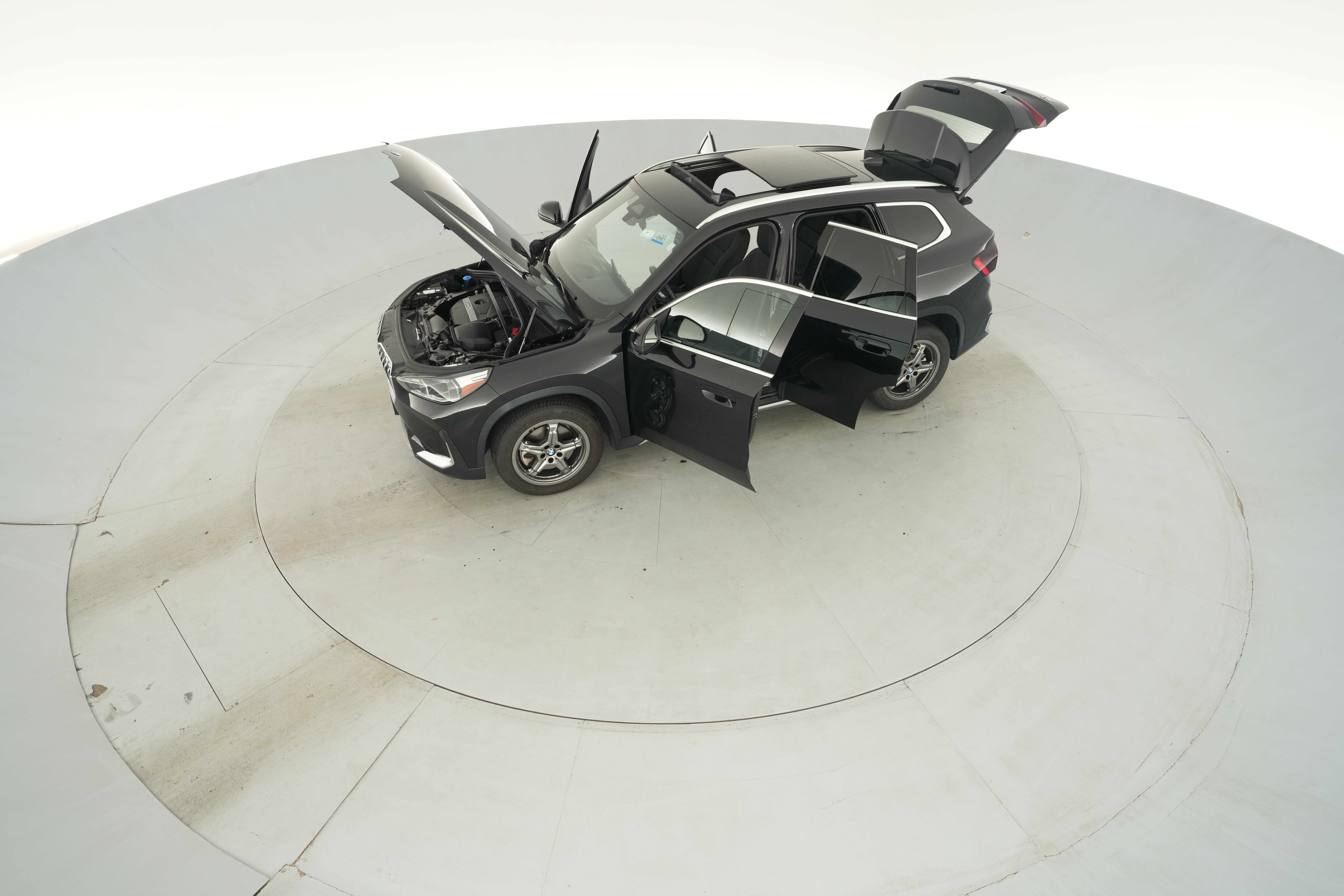 2026 BMW X1 28i - Photo 45