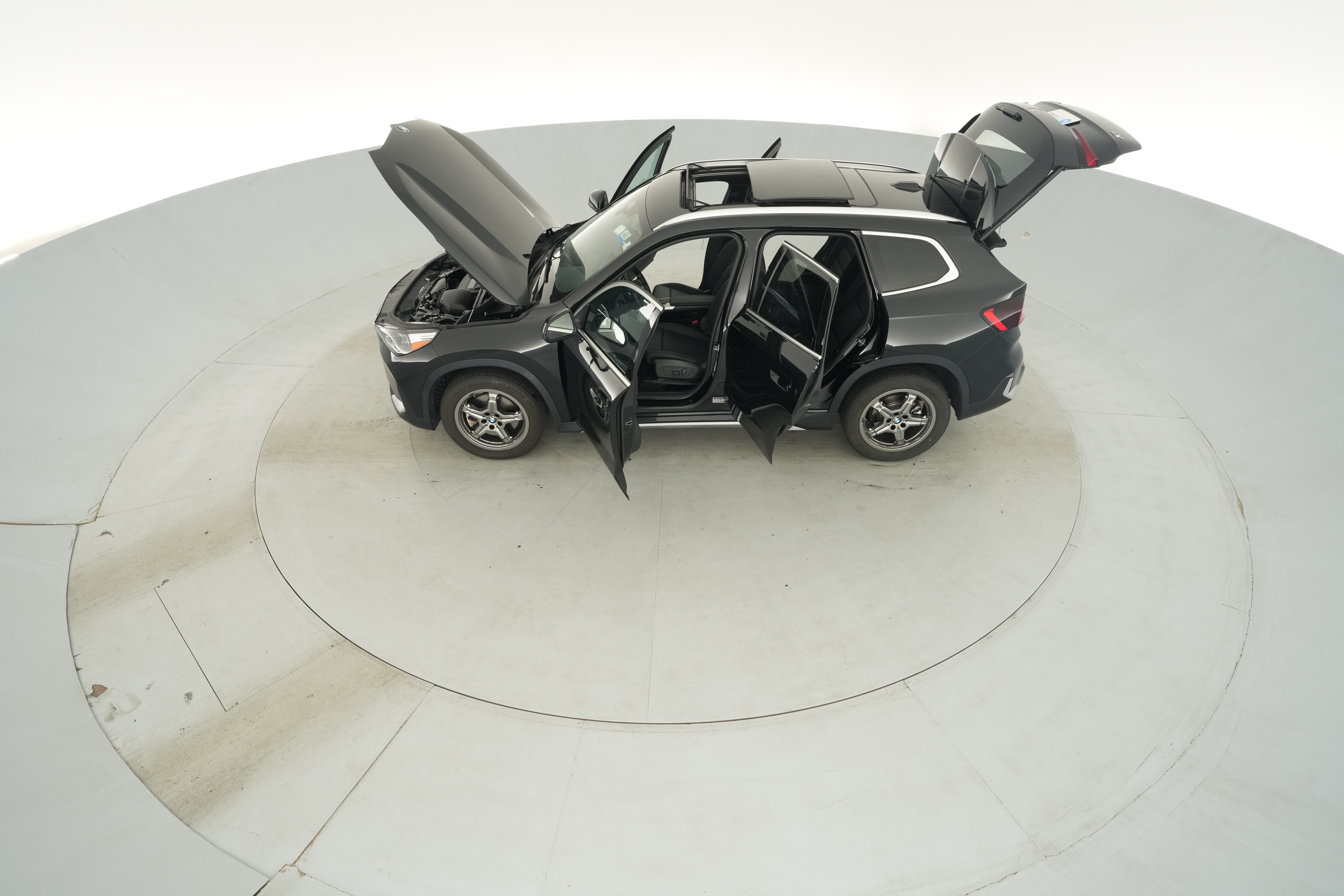 2026 BMW X1 28i - Photo 46