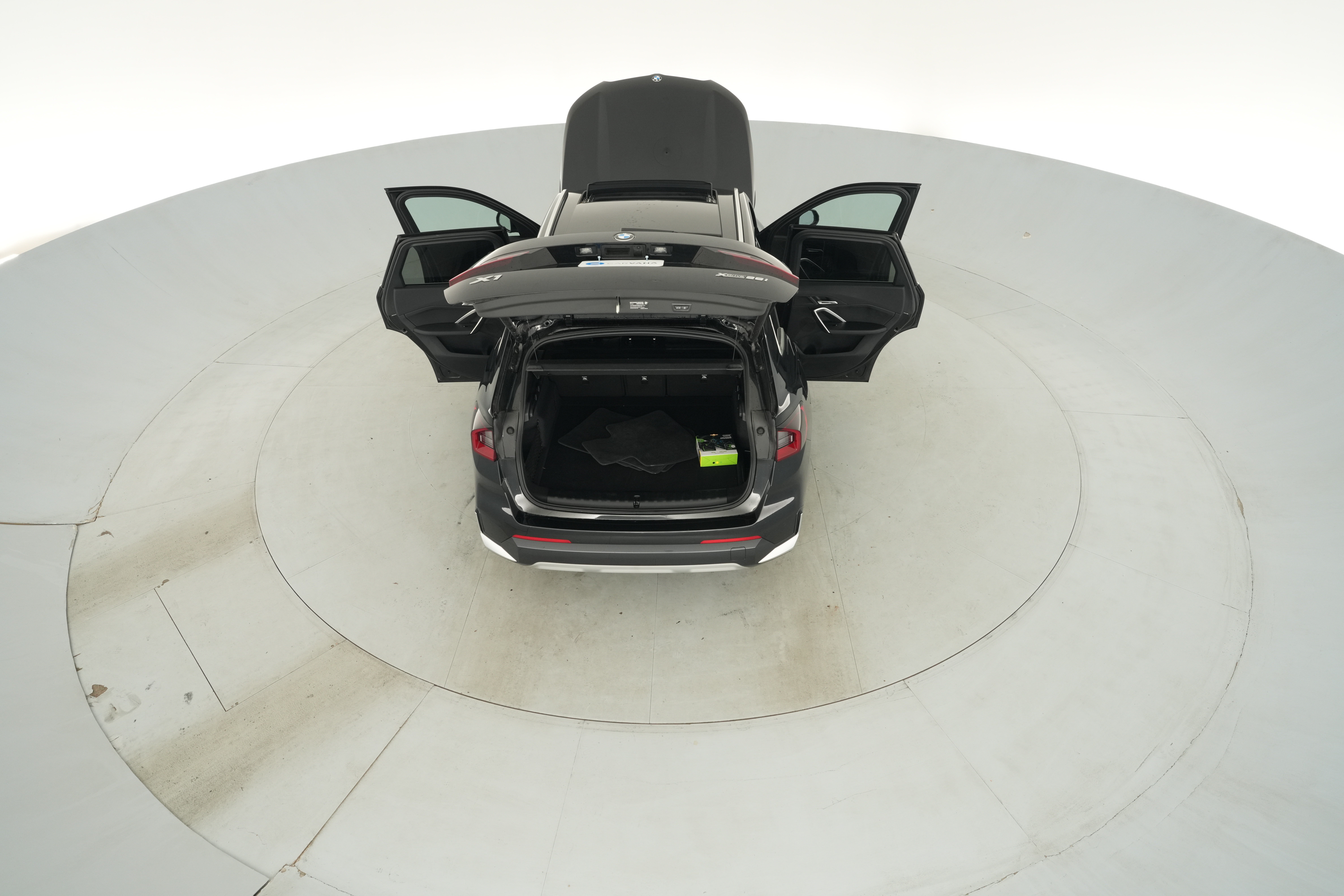 2026 BMW X1 28i - Photo 50