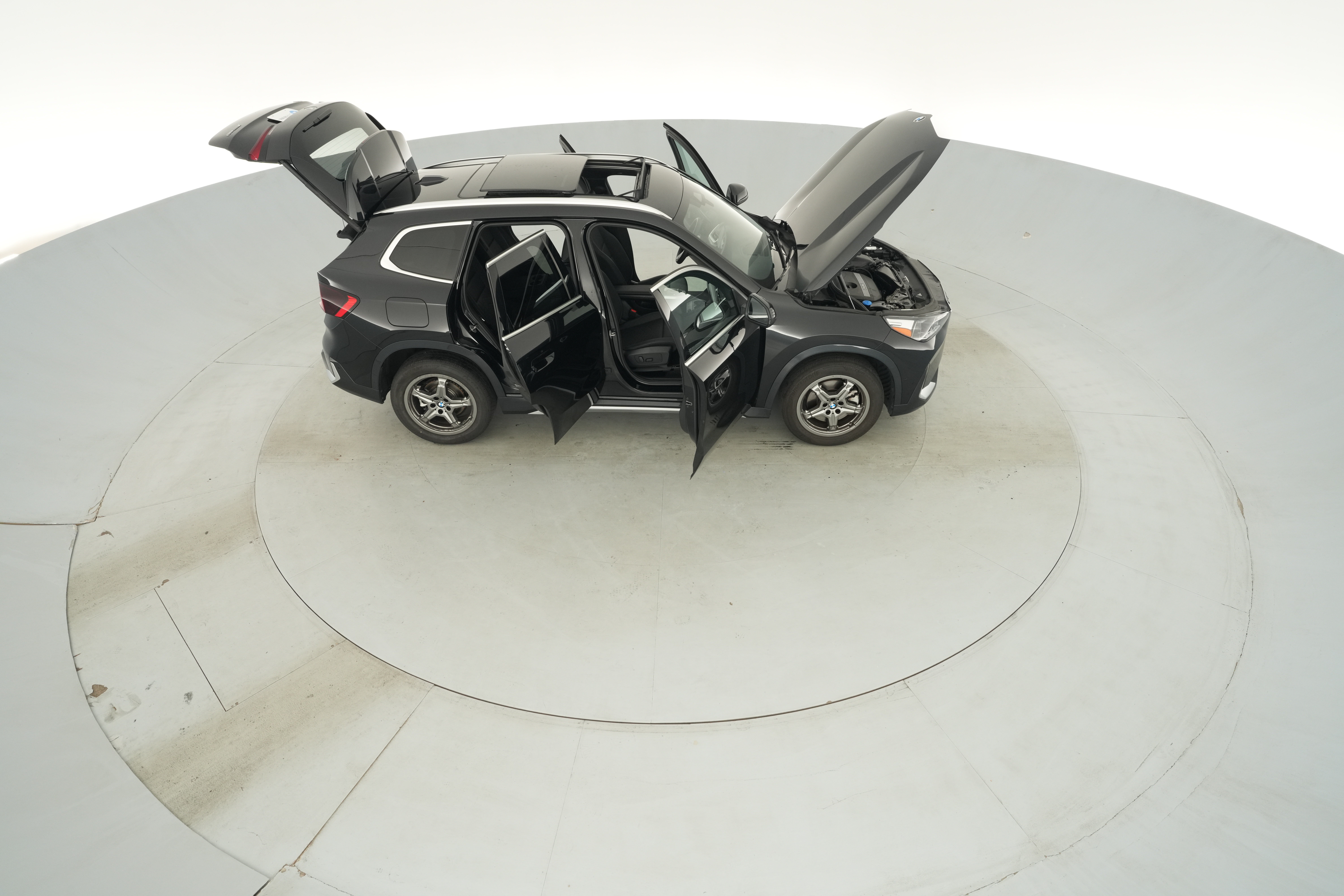 2026 BMW X1 28i - Photo 54
