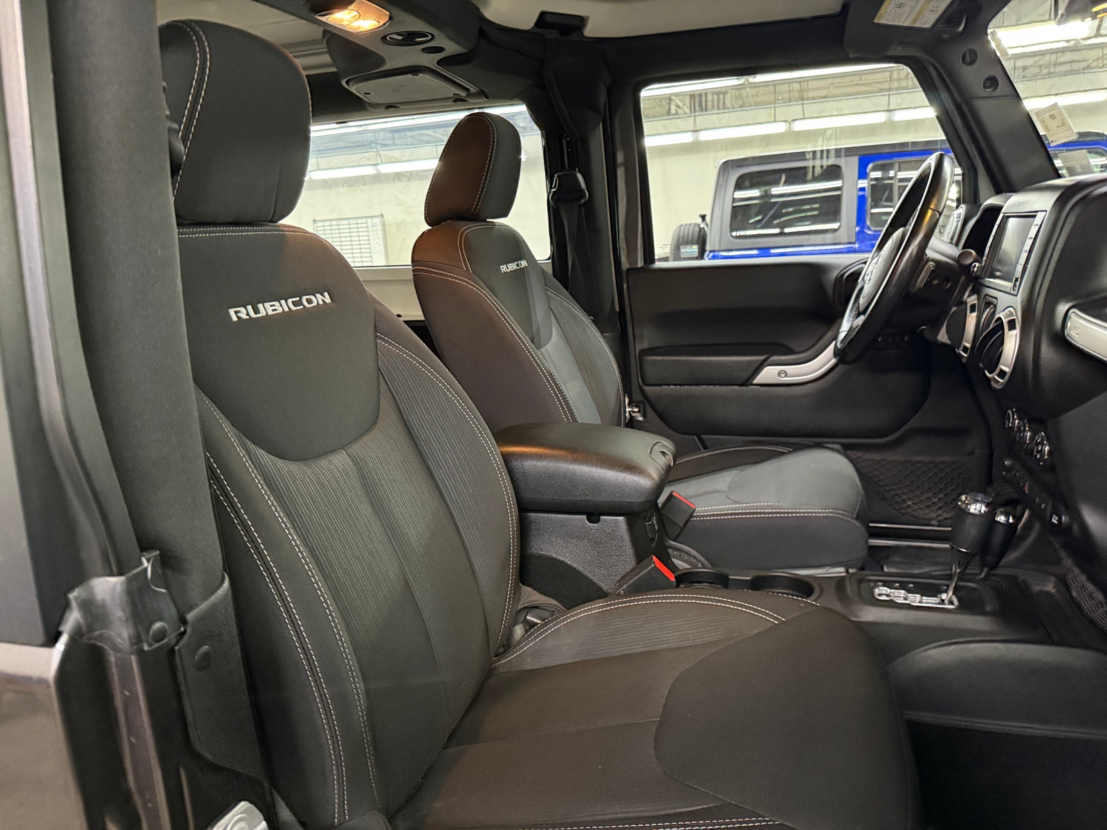 Thumbnail: 2017 Jeep Wrangler - 2