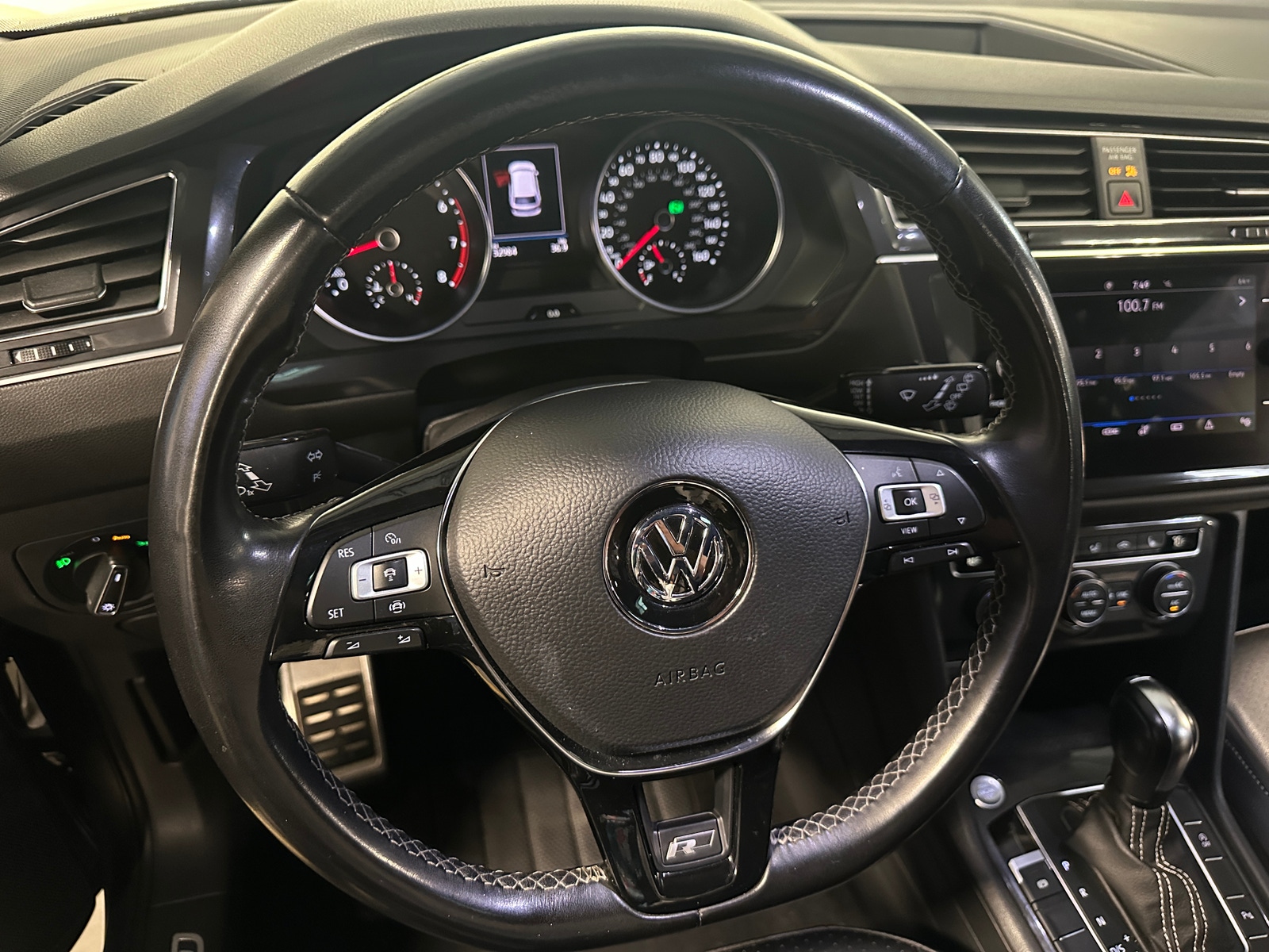 Thumbnail: 2021 Volkswagen Tiguan - 4