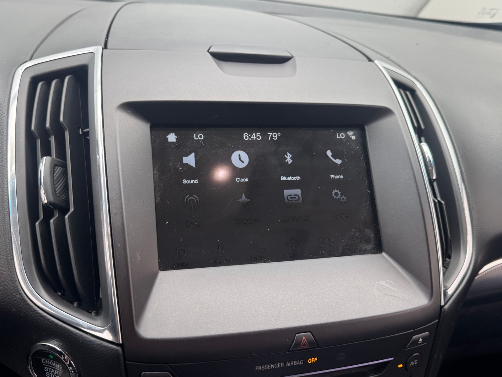 Thumbnail: 2018 Ford Edge - 3