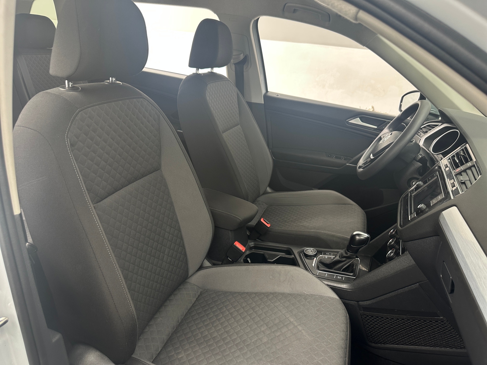 Thumbnail: 2018 Volkswagen Tiguan - 2