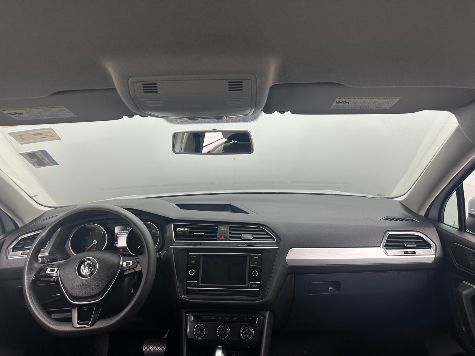 Thumbnail: 2018 Volkswagen Tiguan - 3