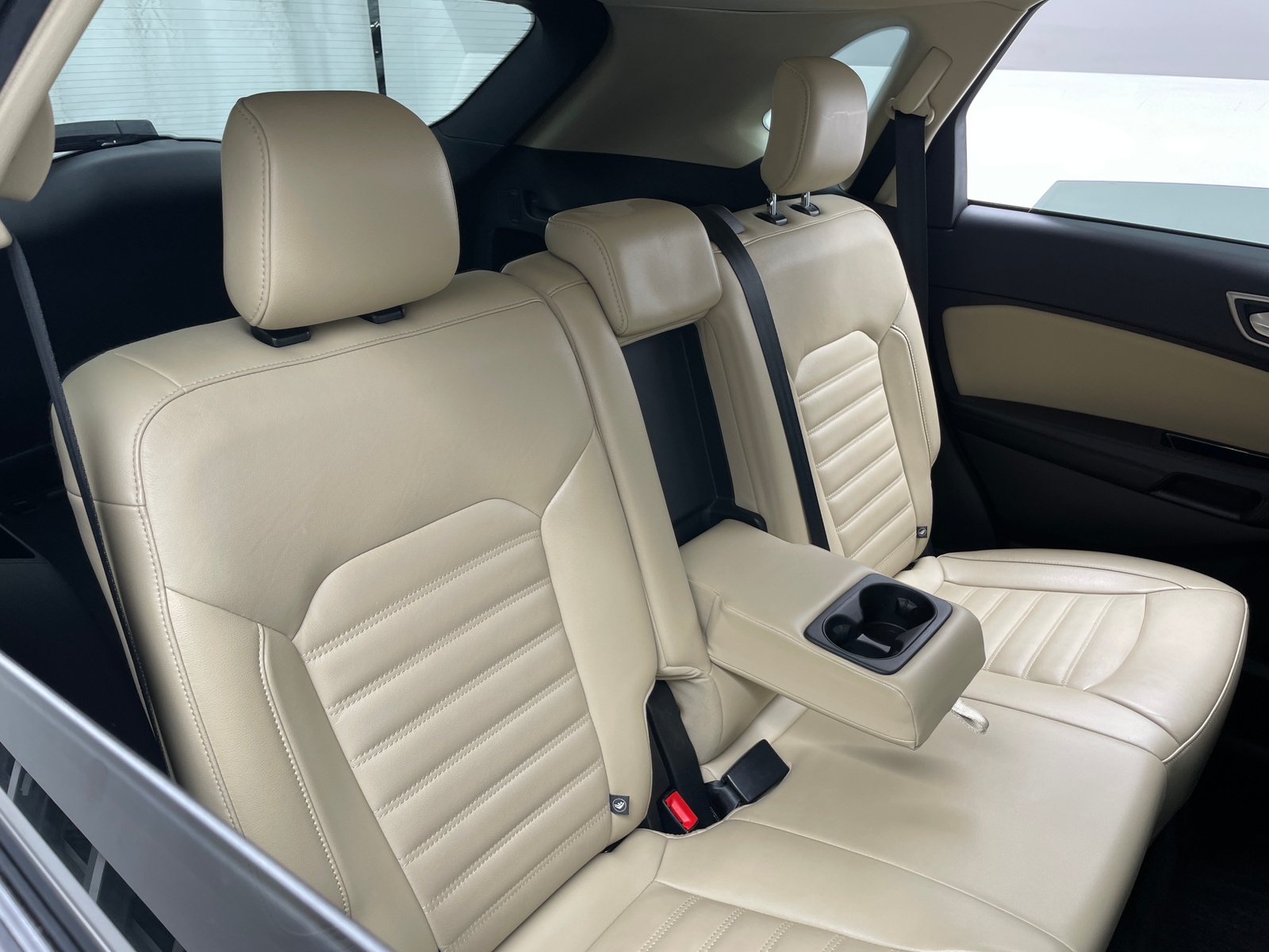 Thumbnail: 2017 Ford Edge - 6