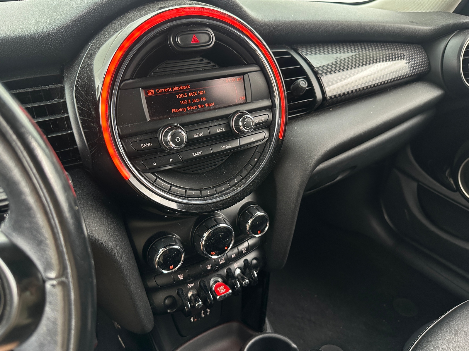 Thumbnail: 2015 MINI Cooper Hardtop - 3