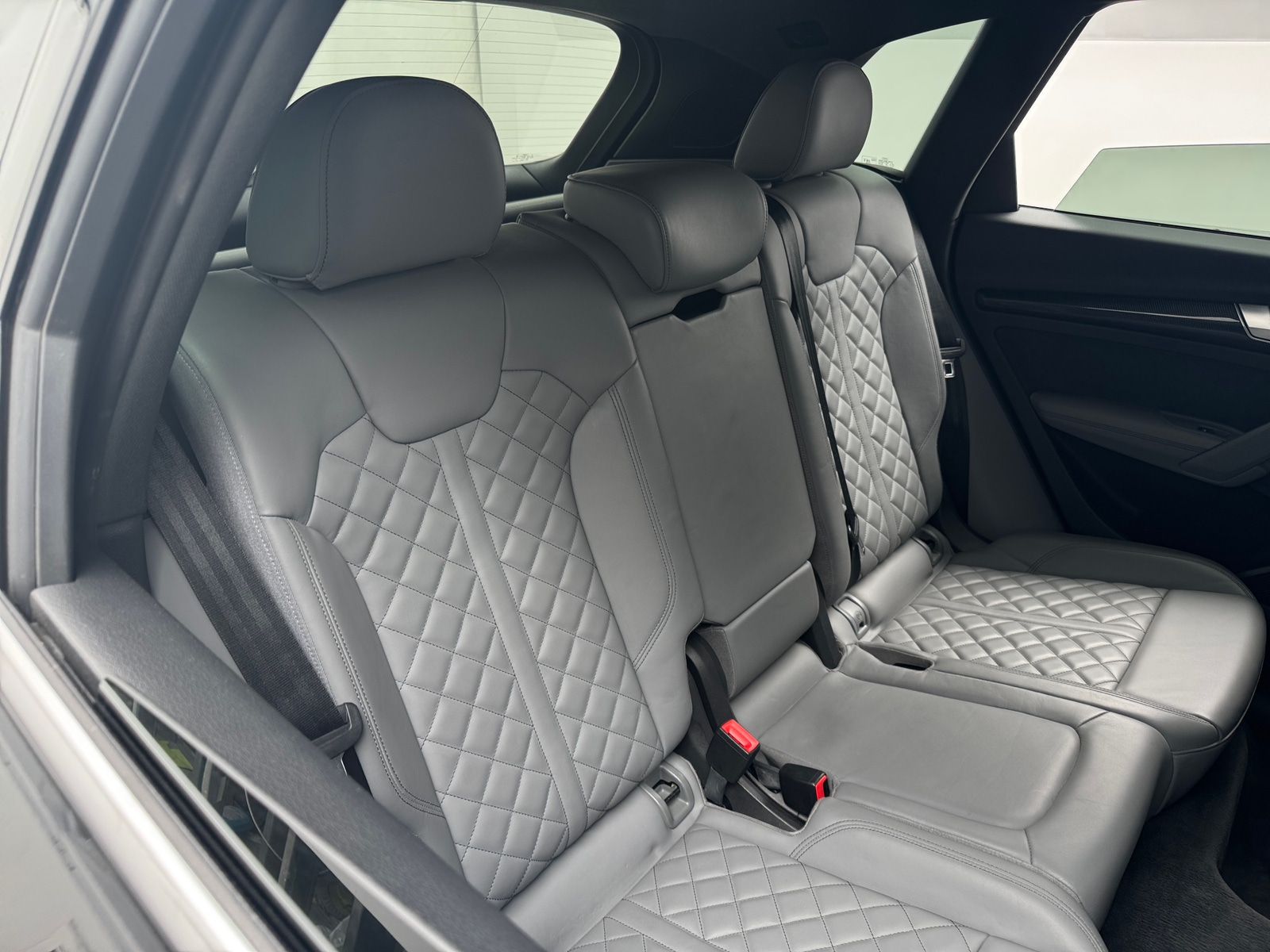 Thumbnail: 2018 Audi SQ5 - 5