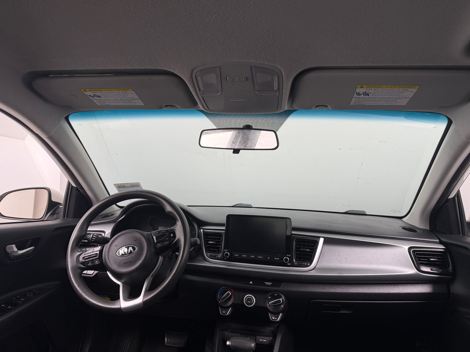 Thumbnail: 2021 Kia Rio - 3