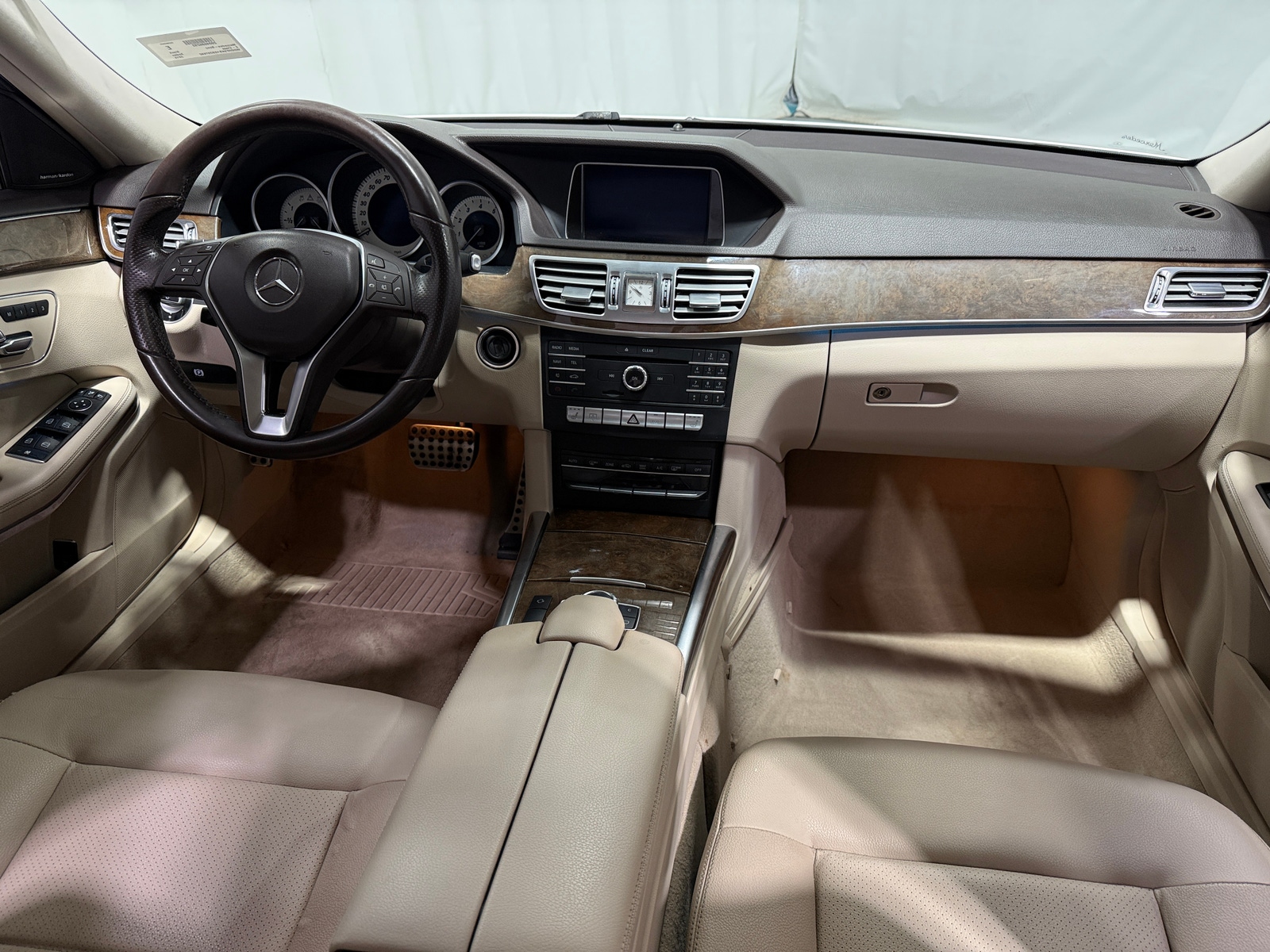 Thumbnail: 2016 Mercedes-Benz E-Class - 2