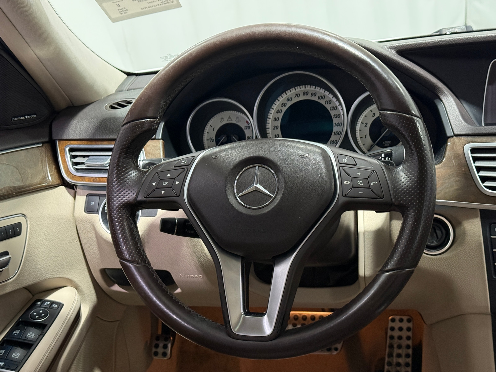 Thumbnail: 2016 Mercedes-Benz E-Class - 4
